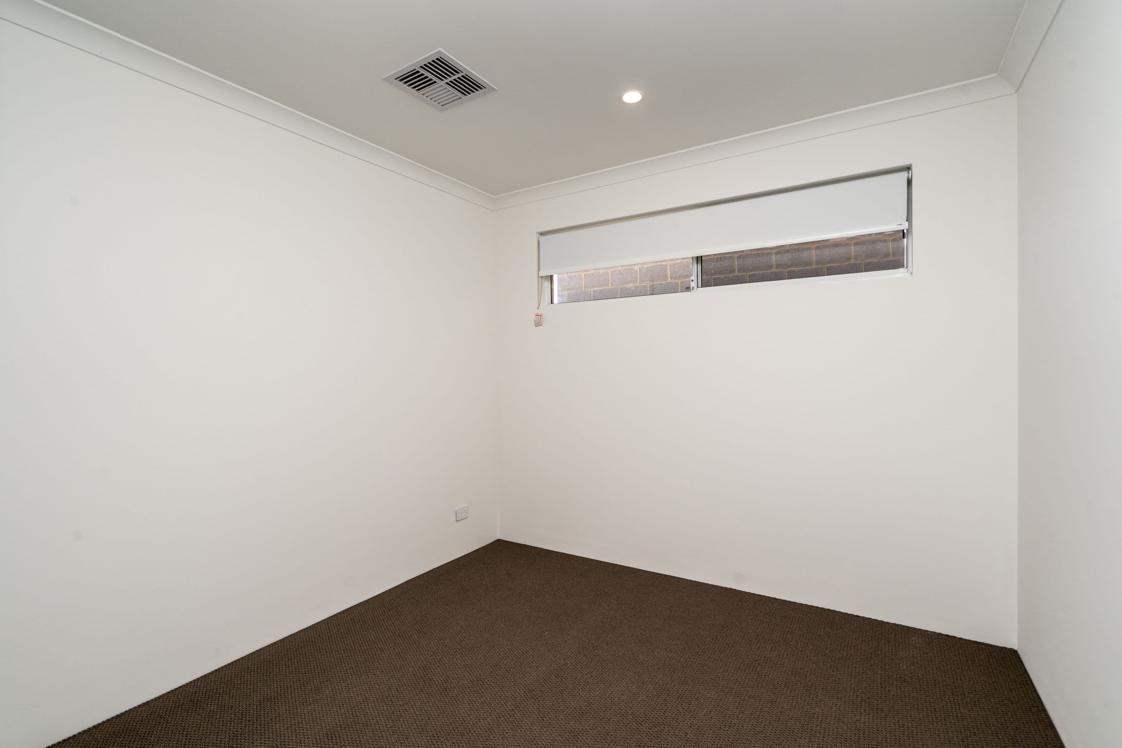 110 Sapphire Drive, TREEBY WA 6164, Treeby - Thumbnail 7