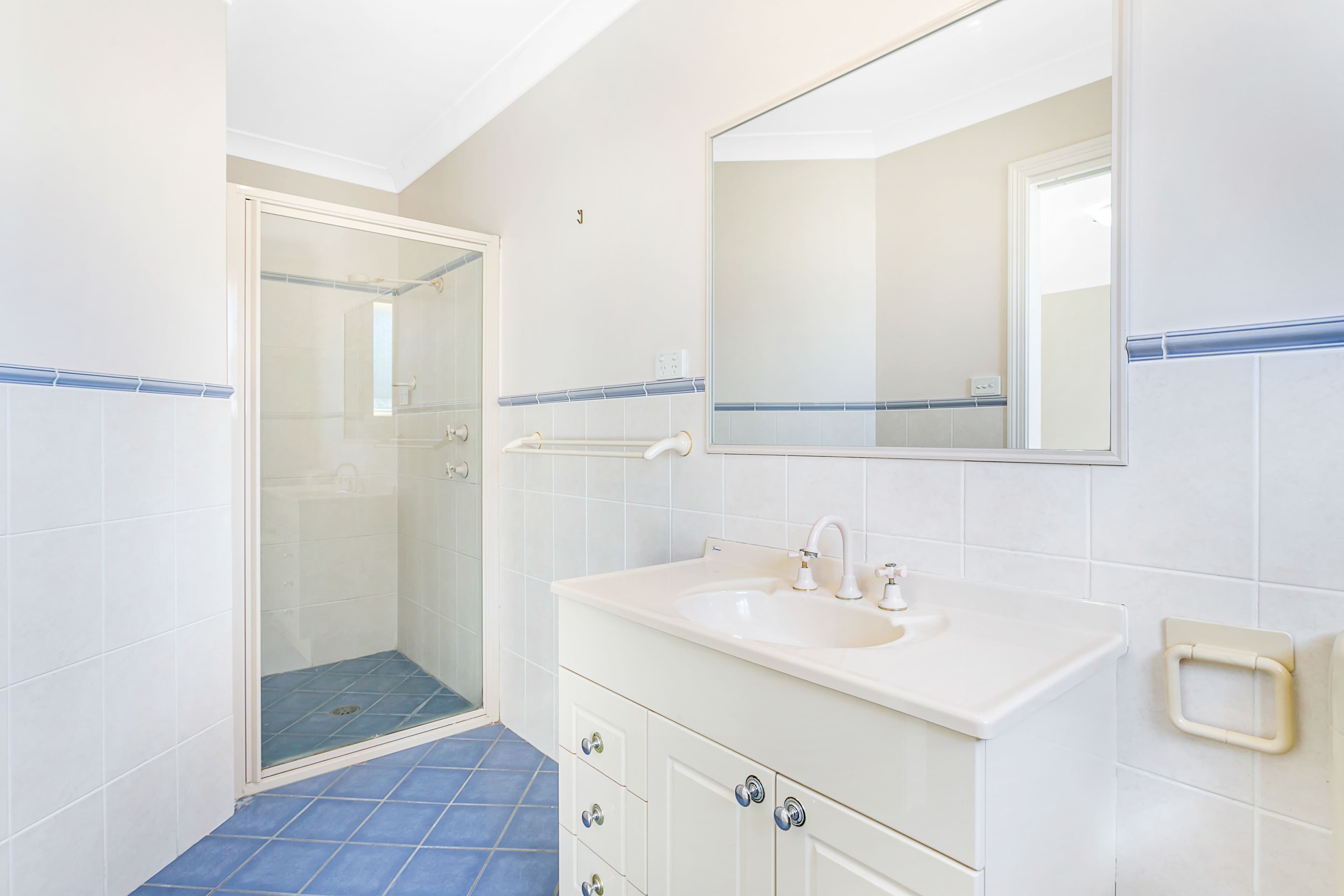 92 North Street, Tamworth NSW 2340, Tamworth - Thumbnail 5