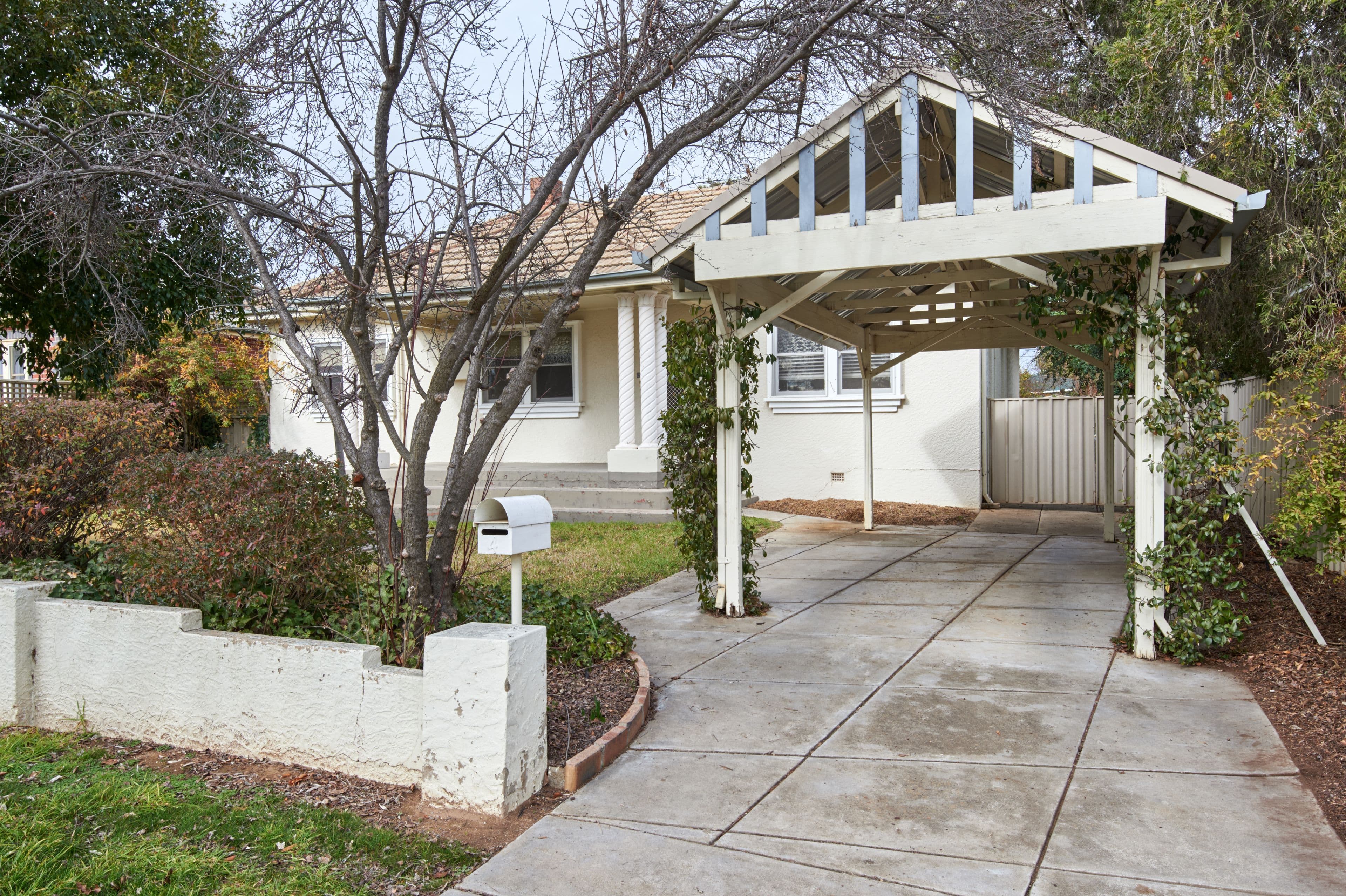 4 Sullivan Avenue, Wagga Wagga - Image 1