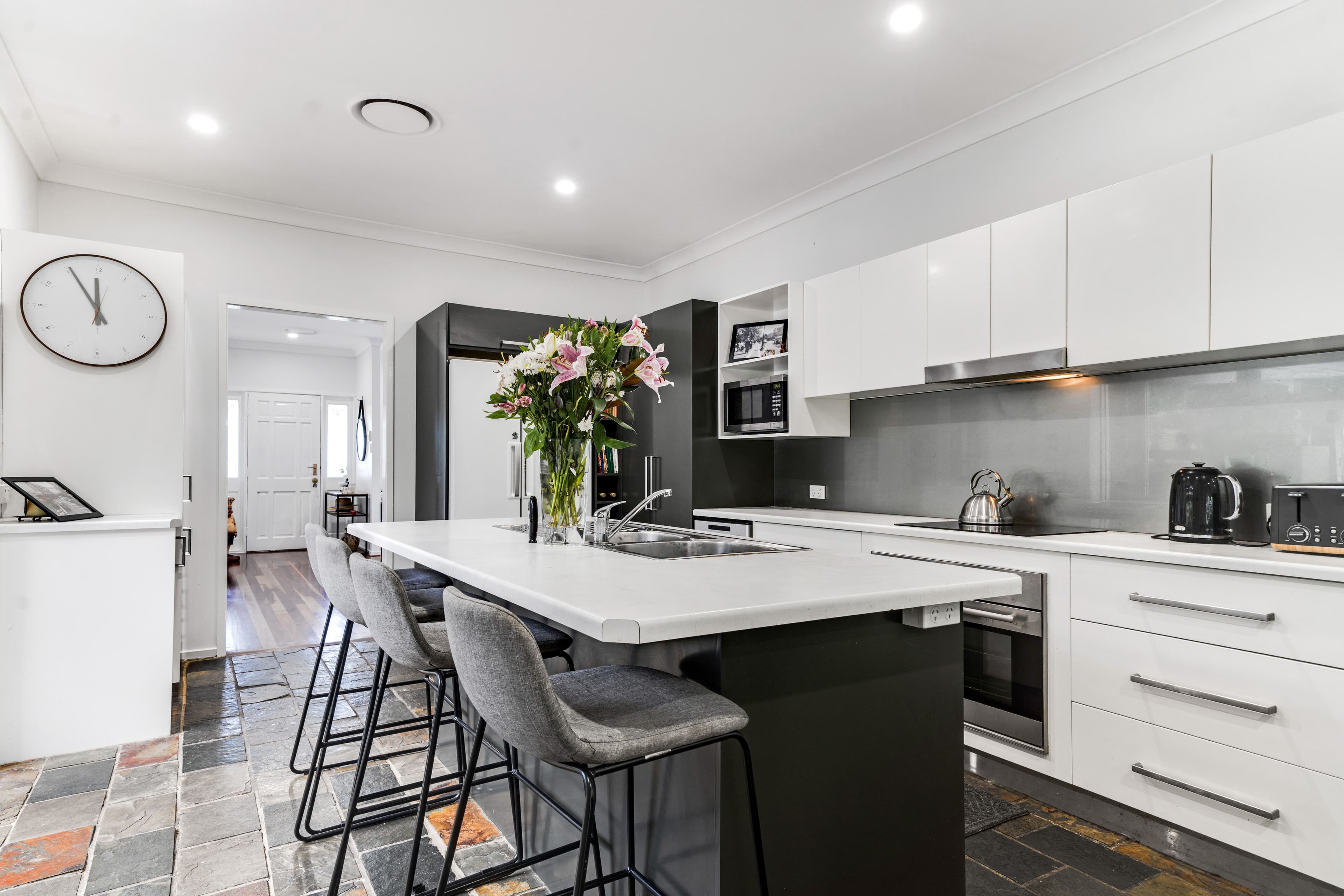 53 Ivanhoe Drive, Edens Landing QLD 4207, Edens Landing - Thumbnail 2