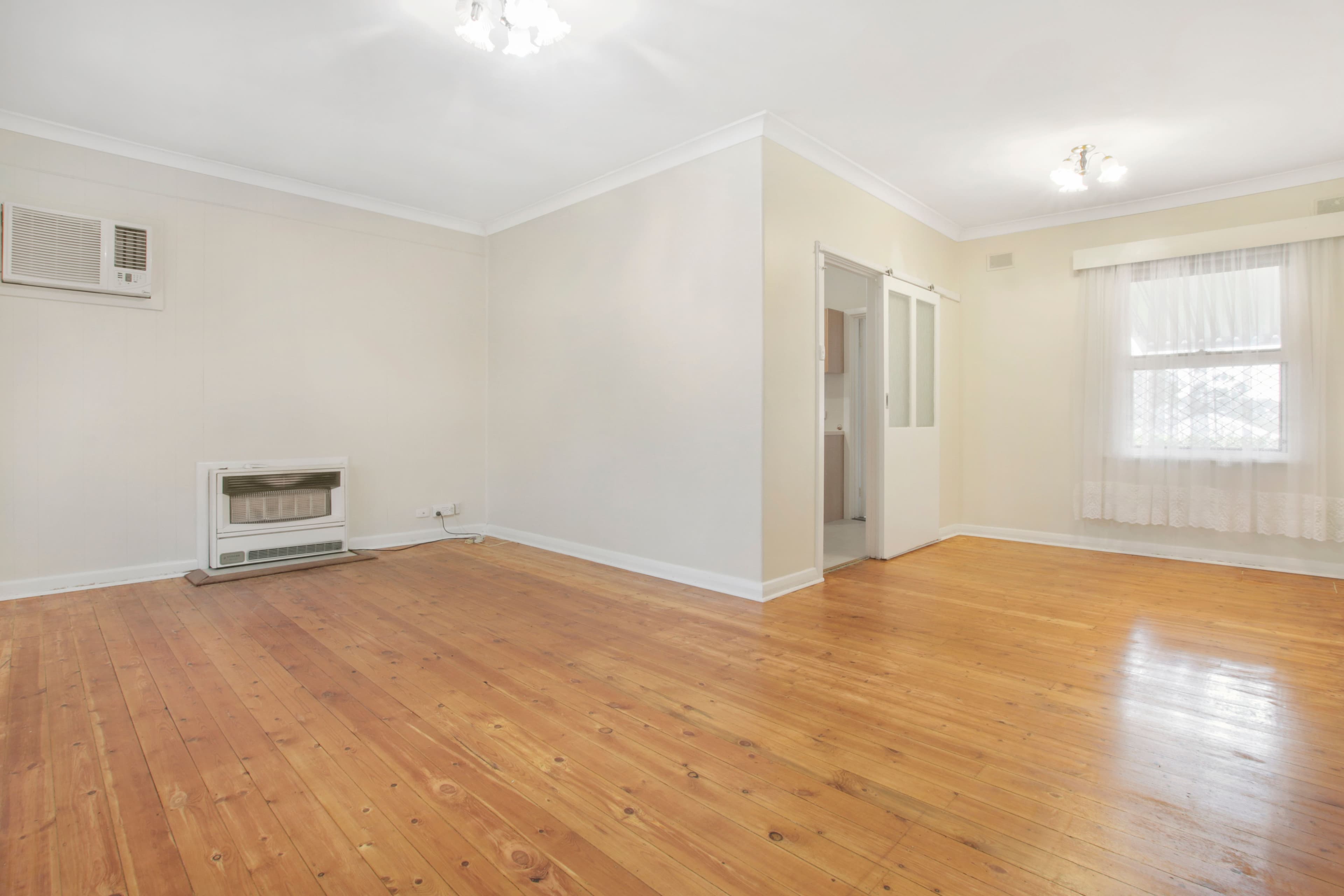 4 Darlington Street, Enfield SA 5085, Enfield - Thumbnail 2