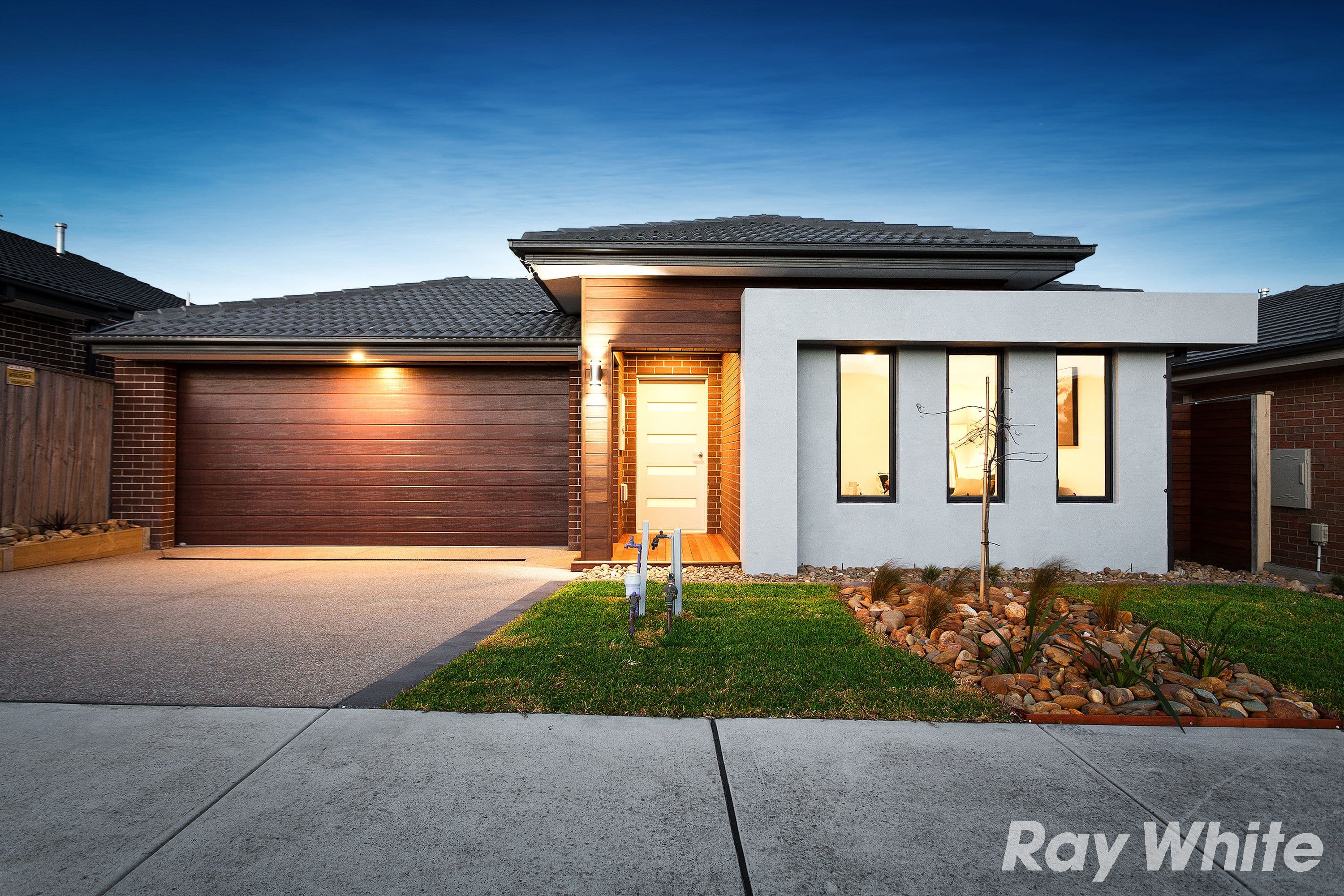 26 Penshurst Crescent, Officer VIC 3809, Officer - Image 1