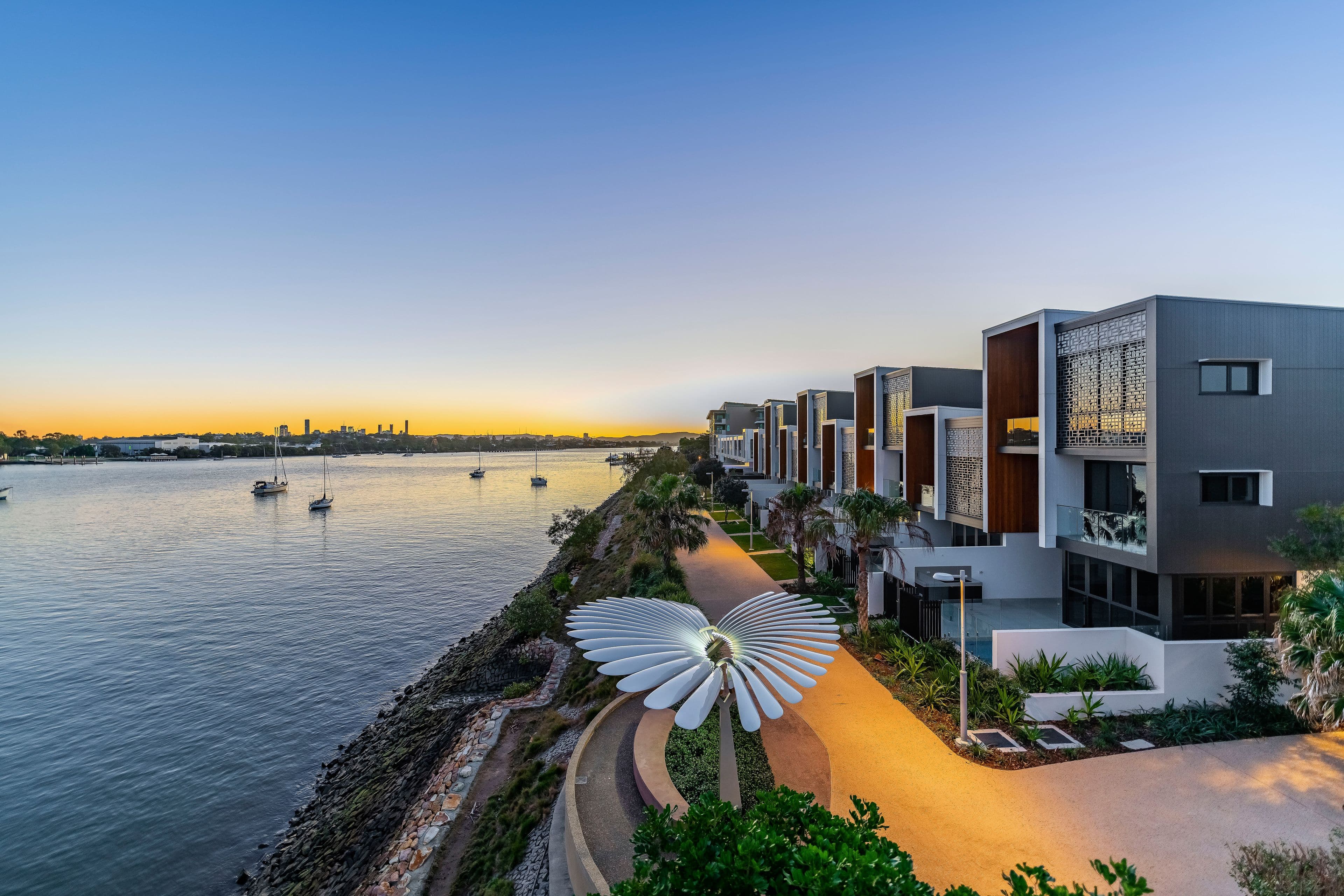 84 Parkside Circuit, Hamilton QLD 4007, Hamilton - Thumbnail 2