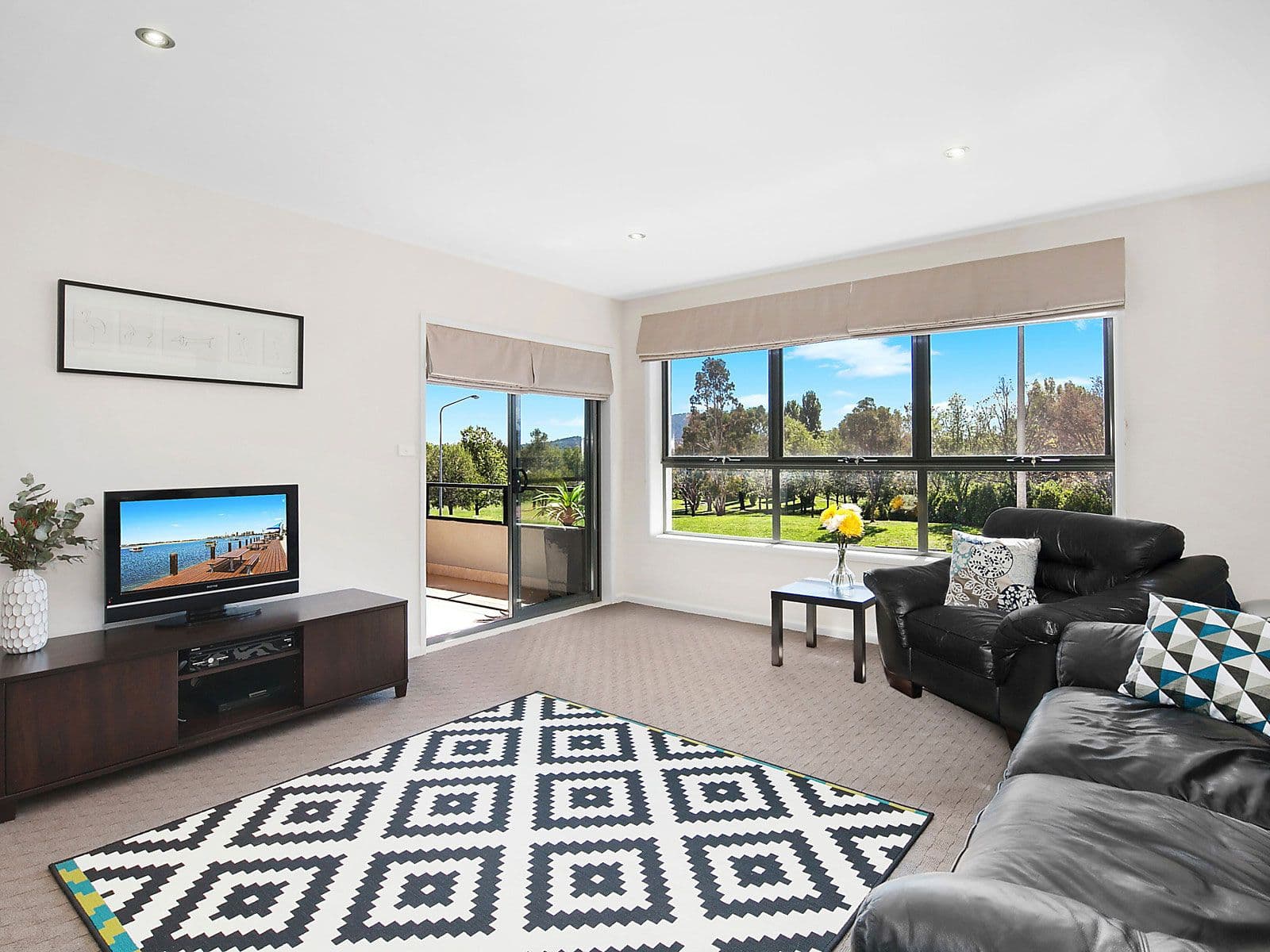 3/2 Eileen Good Street, Greenway ACT 2900, Greenway - Thumbnail 4