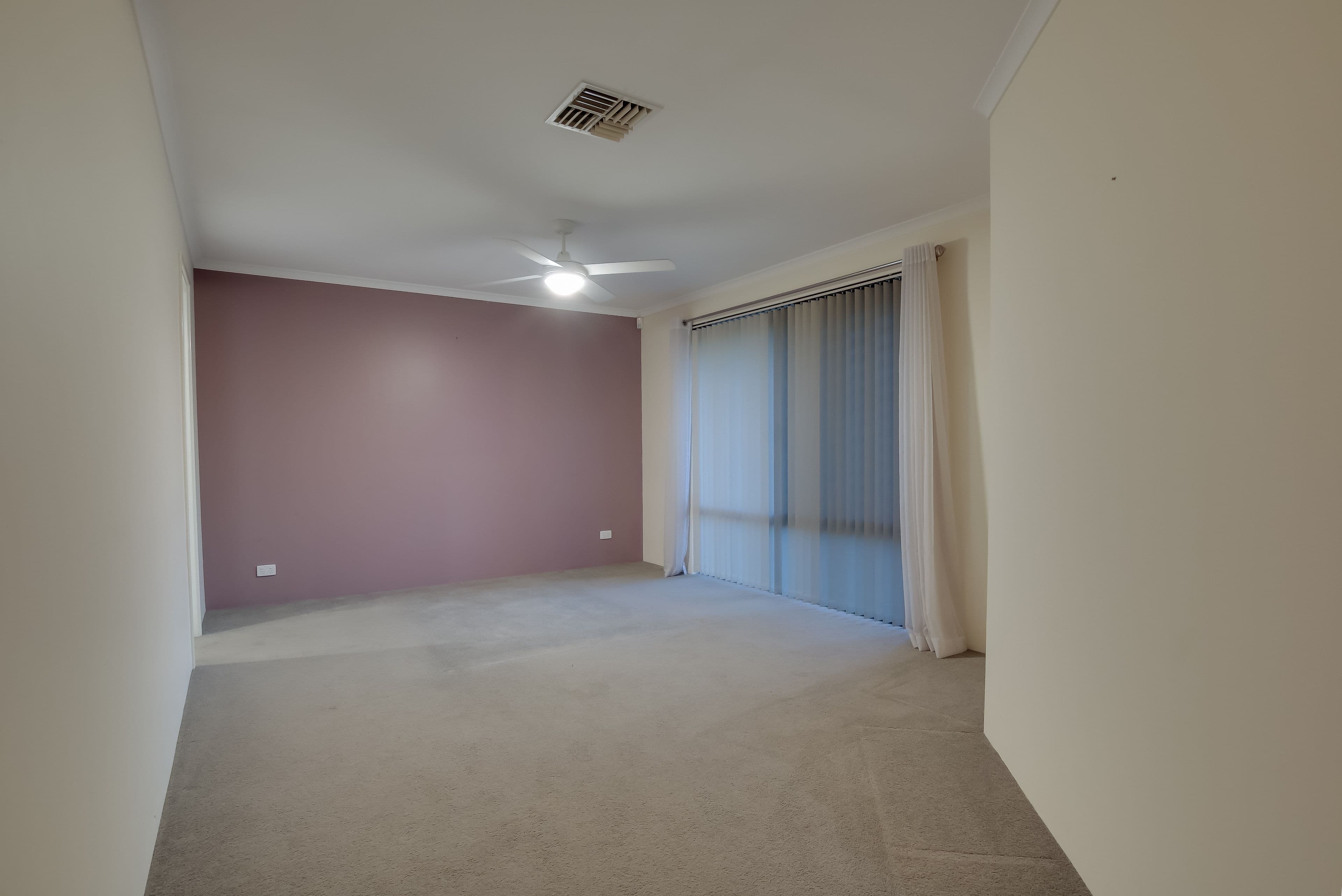 33 Phar Lap Road, Wattle Grove WA 6107, Wattle Grove - Thumbnail 5
