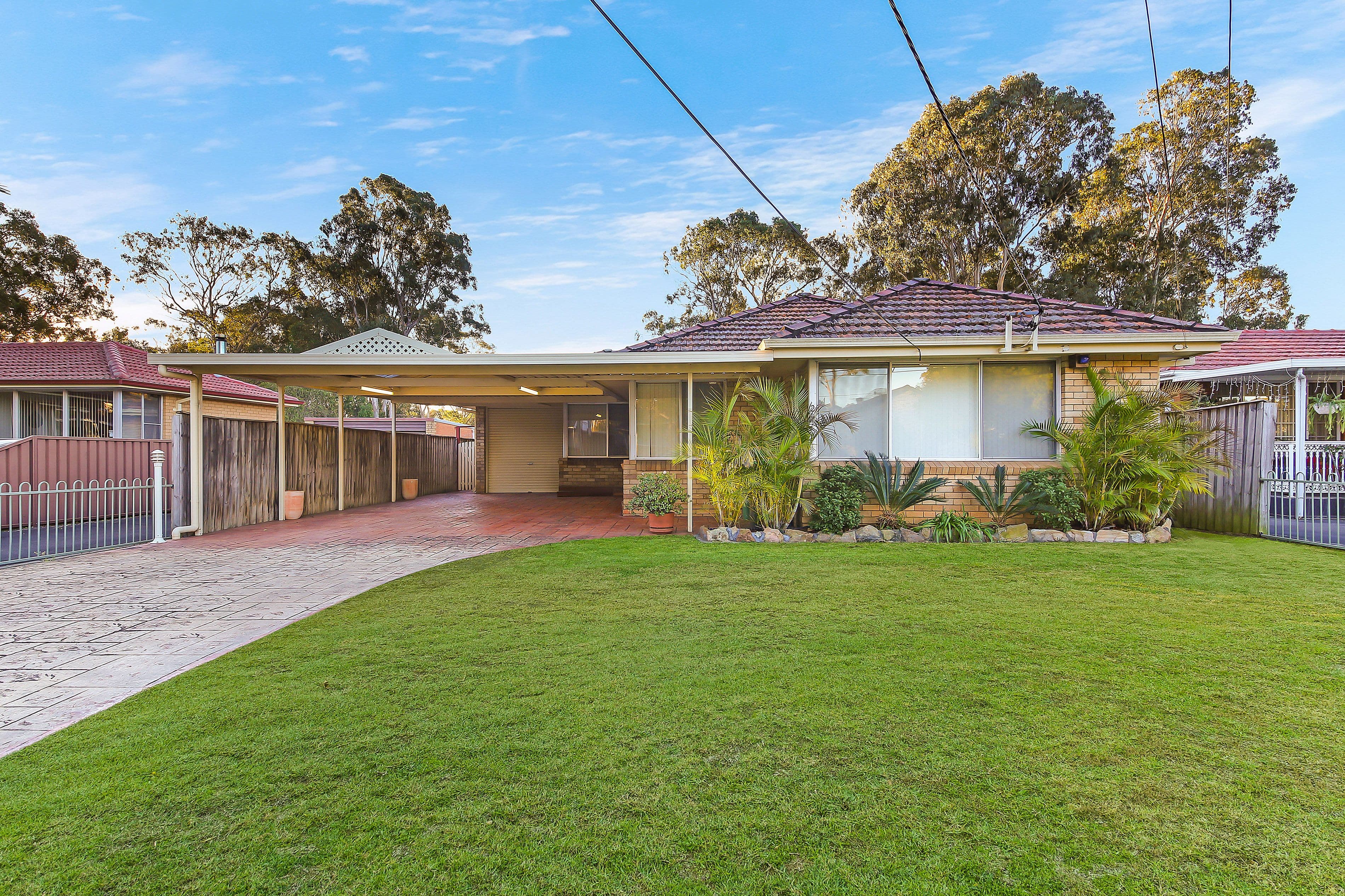 2 Lentara Court, Georges Hall - Image 1