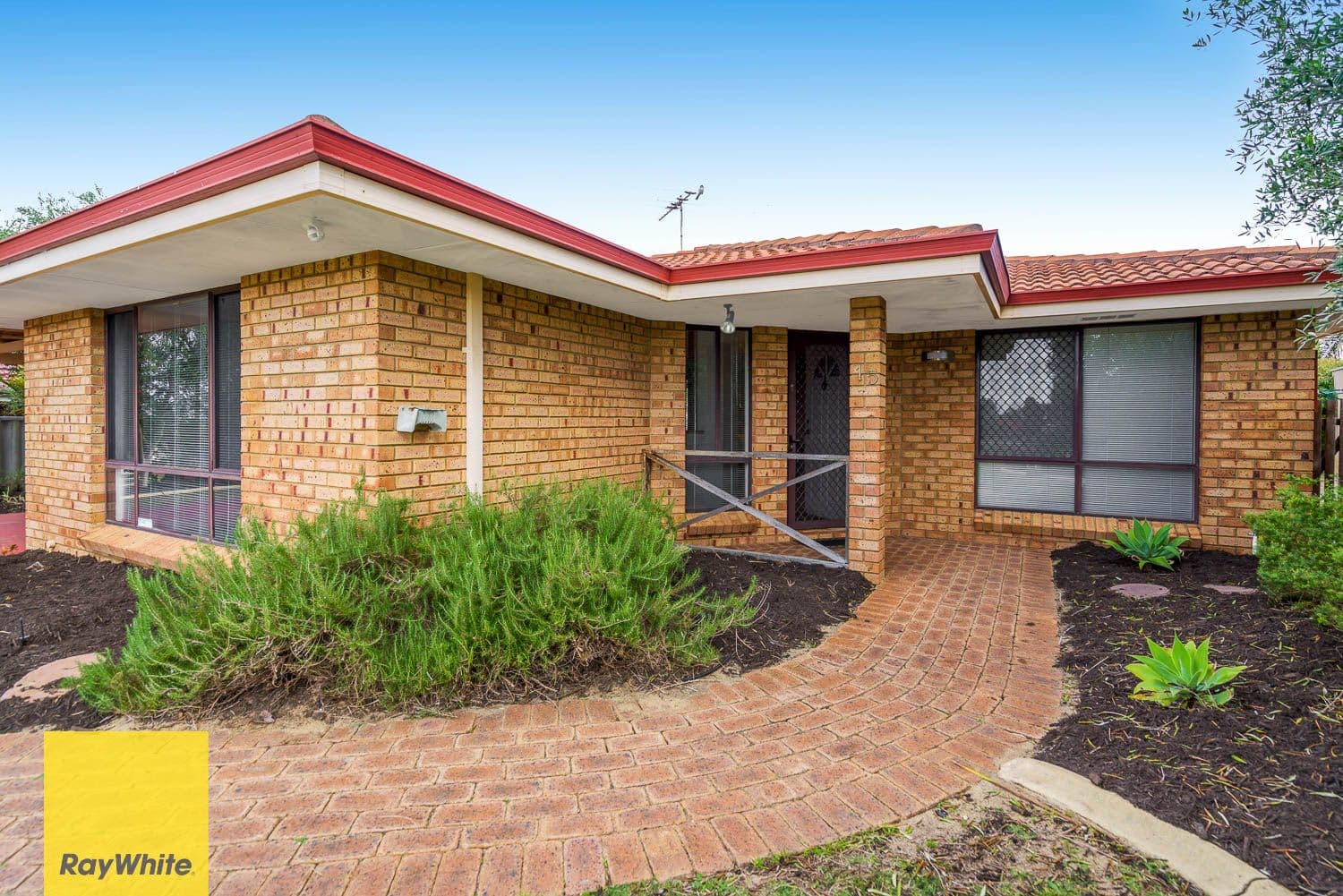 15 Adora Street, Alexander Heights WA 6064, Alexander Heights - Thumbnail 2