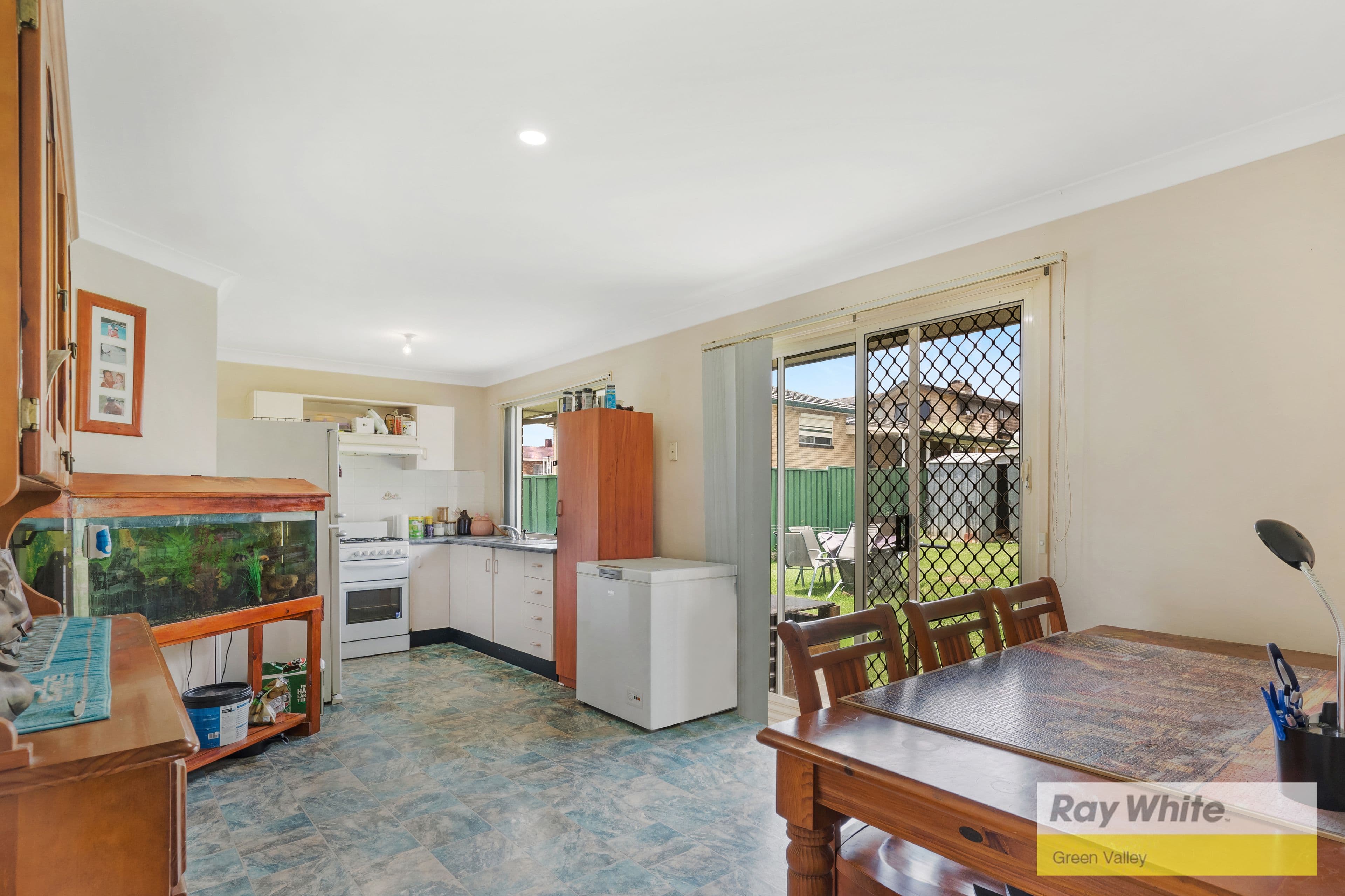 37 Esk Avenue, Green Valley NSW 2168, Green Valley - Thumbnail 4