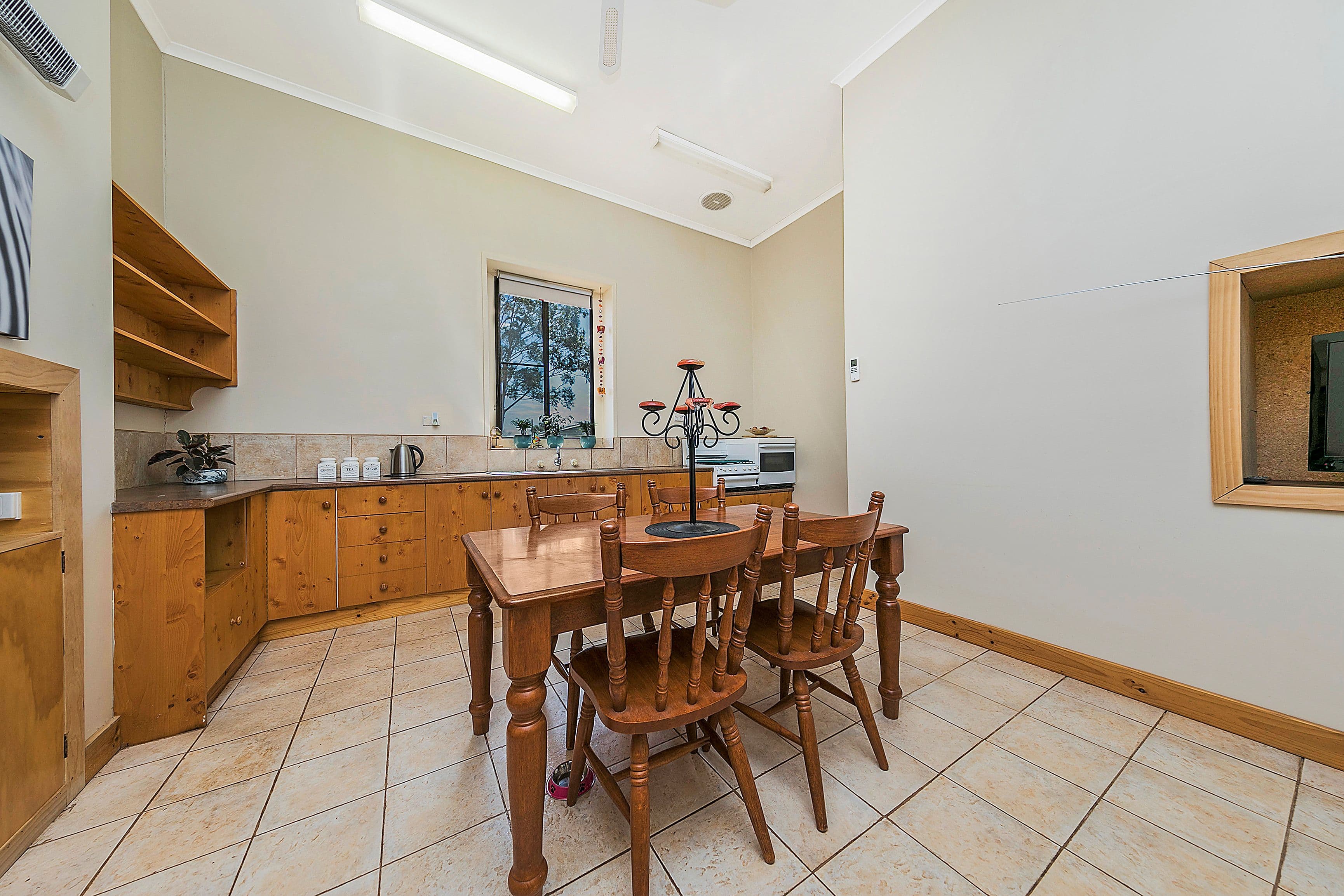 17 Pinkerton Road, Hamley Bridge SA 5401, Hamley Bridge - Thumbnail 6