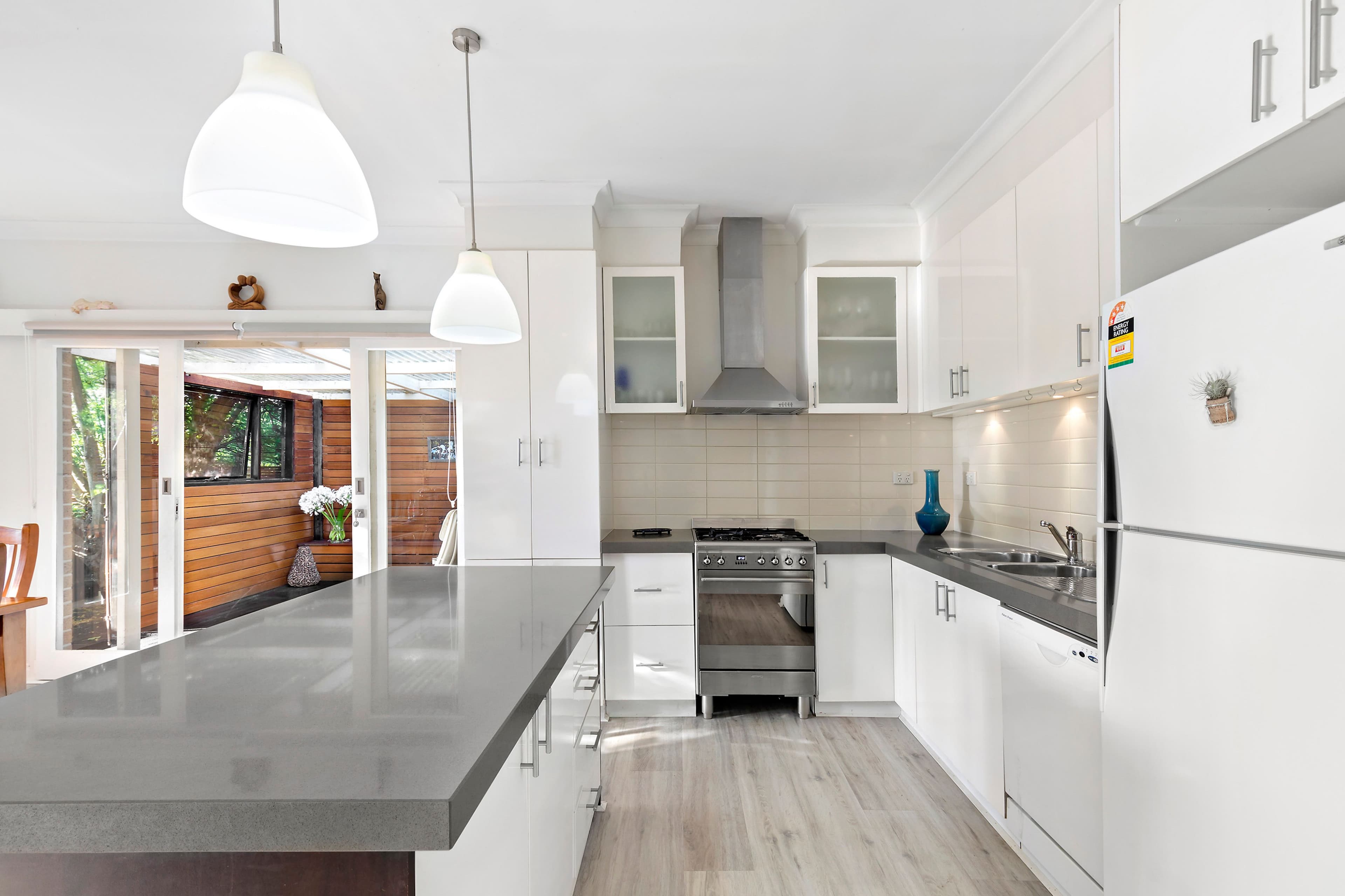 15 Tullius Avenue, Oakleigh East VIC 3166, Oakleigh East - Thumbnail 4