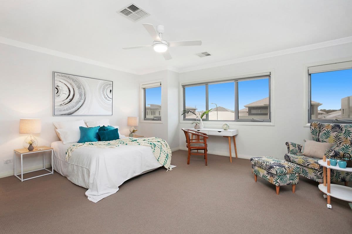16 Whitehaven Street, Greenhills Beach - Thumbnail 6