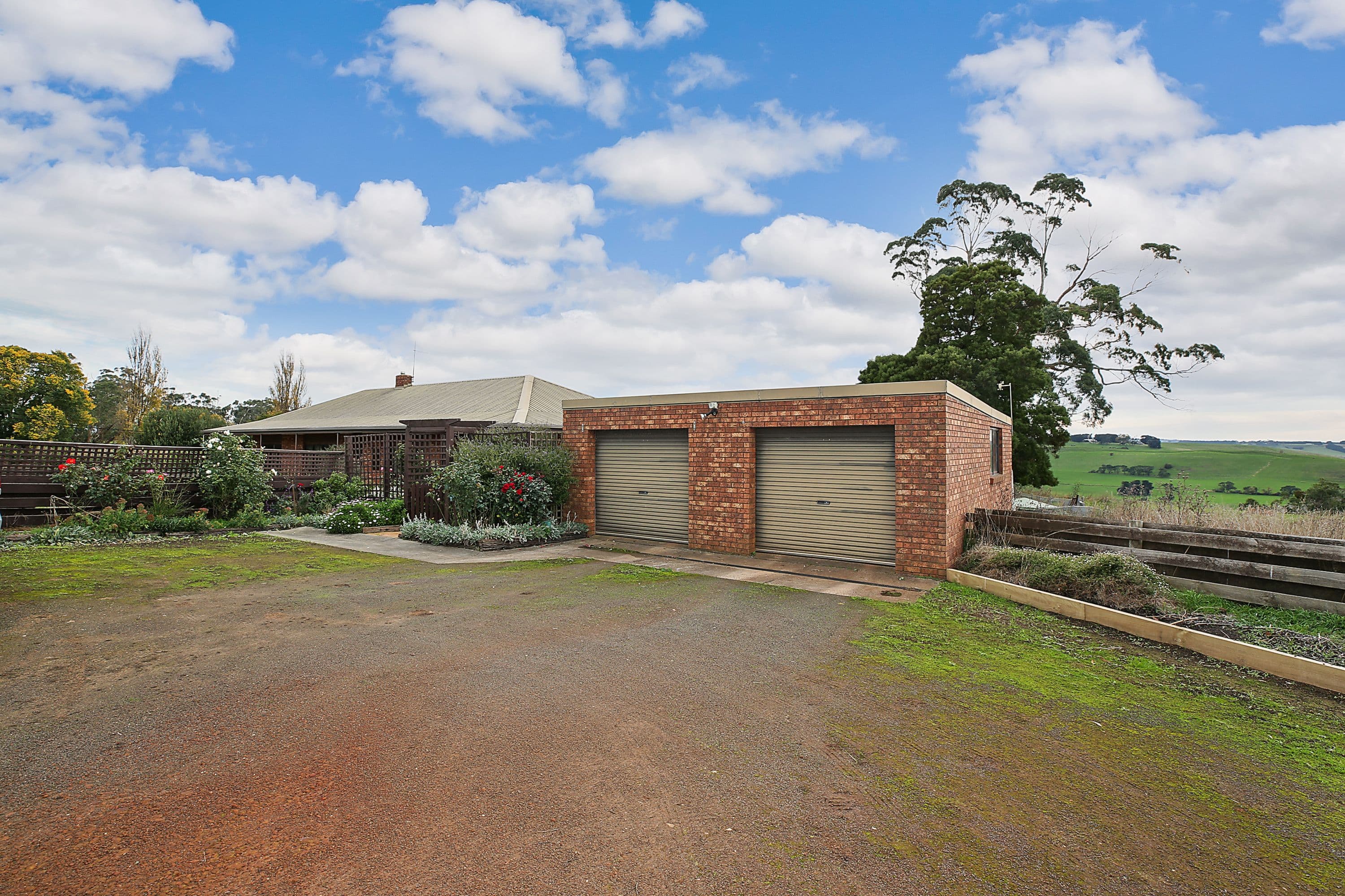 24 Beatons Road, Cobden VIC 3266, Cobden - Thumbnail 4