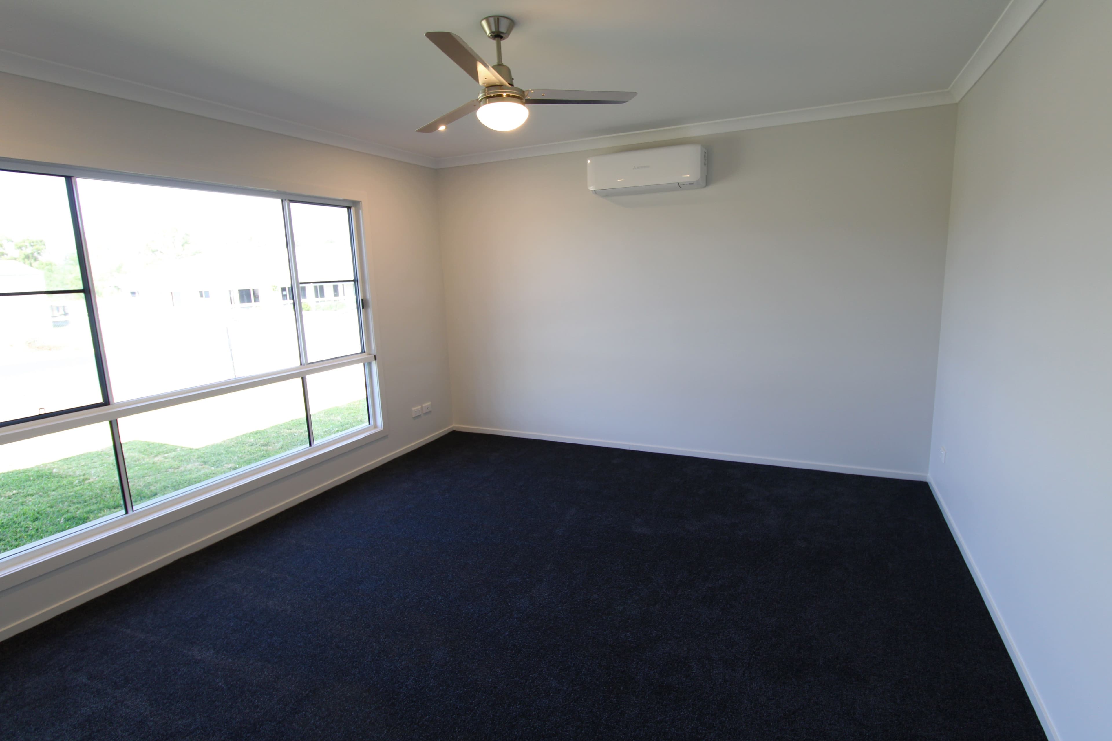 8 Longford, Emerald QLD 4720, Emerald - Thumbnail 6