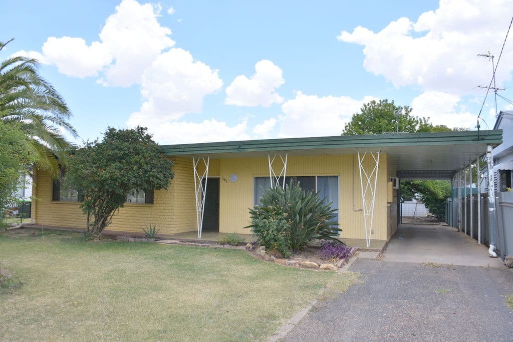 381 Boston Street, Moree - Image 1