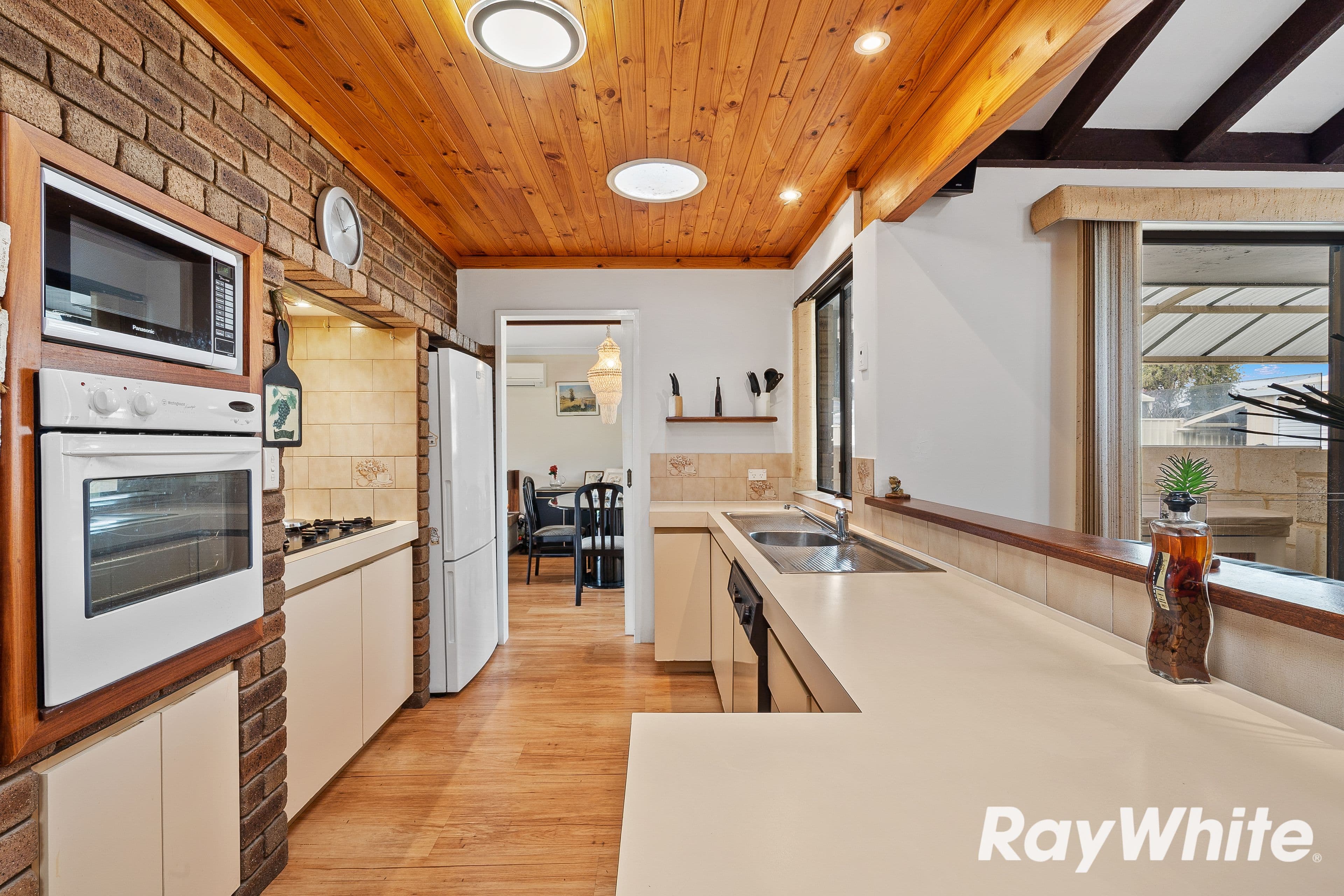 28 Denham Street, Dudley Park WA 6210, Dudley Park - Thumbnail 7