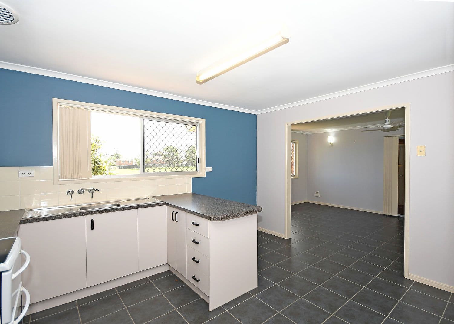 213 Boat Harbour Drive, Pialba QLD 4655, Pialba - Image 1
