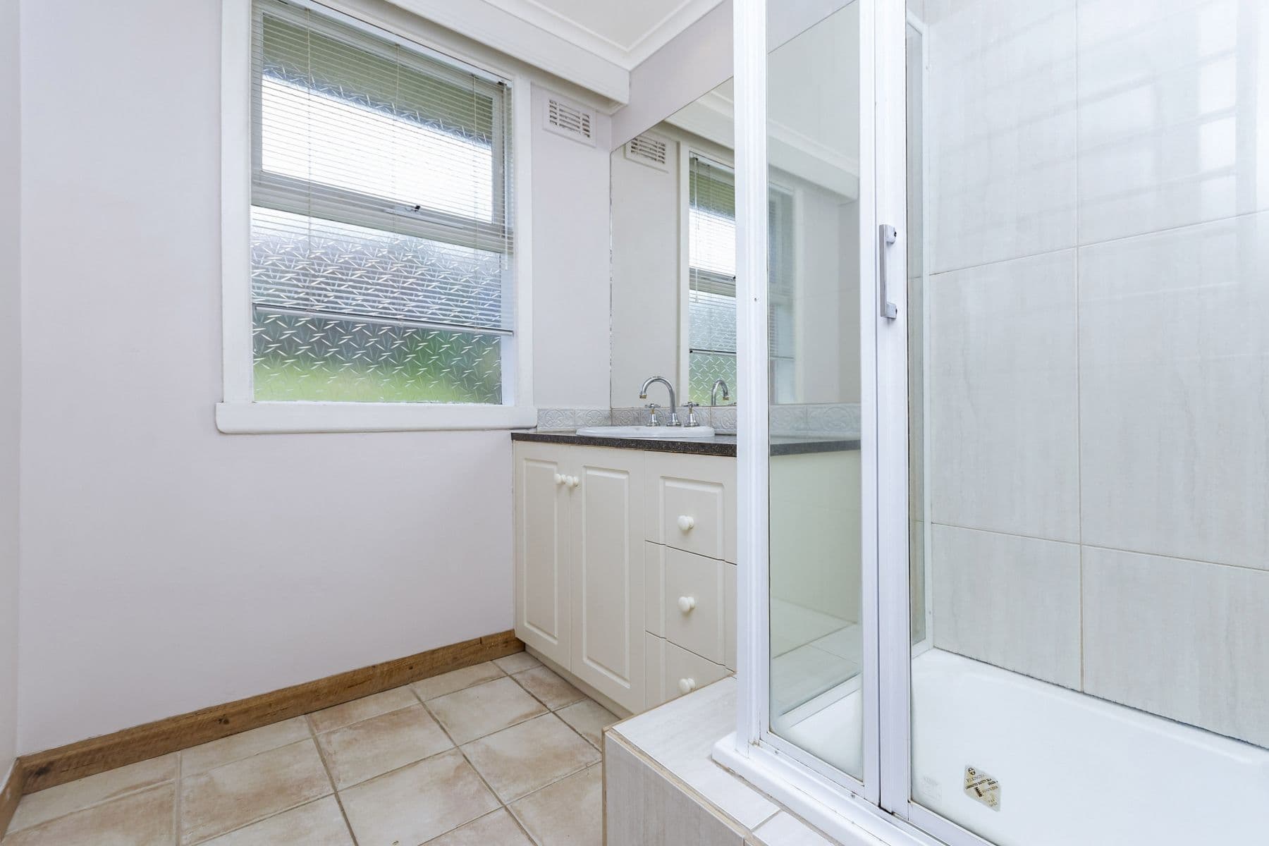 24 Emma Street, West Launceston TAS 7250, West Launceston - Thumbnail 5