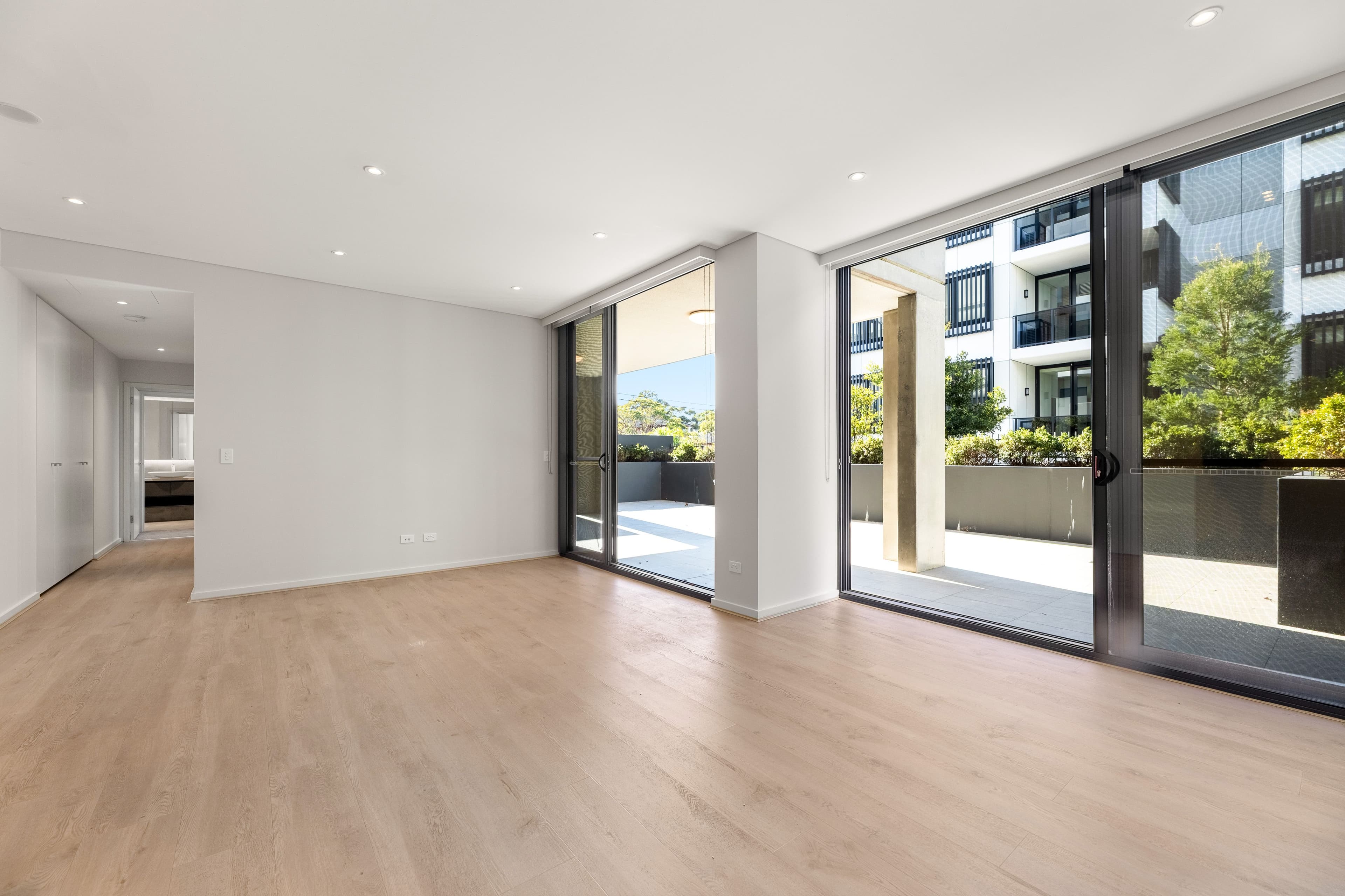 66 Glencoe Street, Sutherland NSW 2232, Sutherland - Thumbnail 2