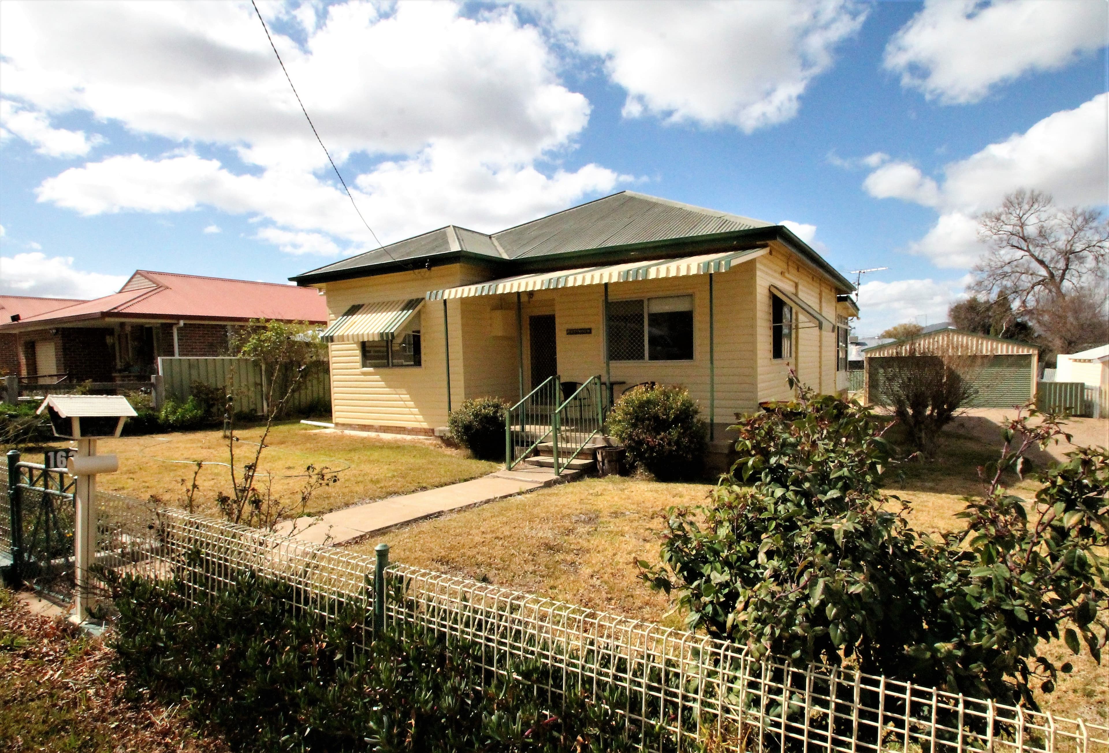 163 Hawker Street, Quirindi - Image 1