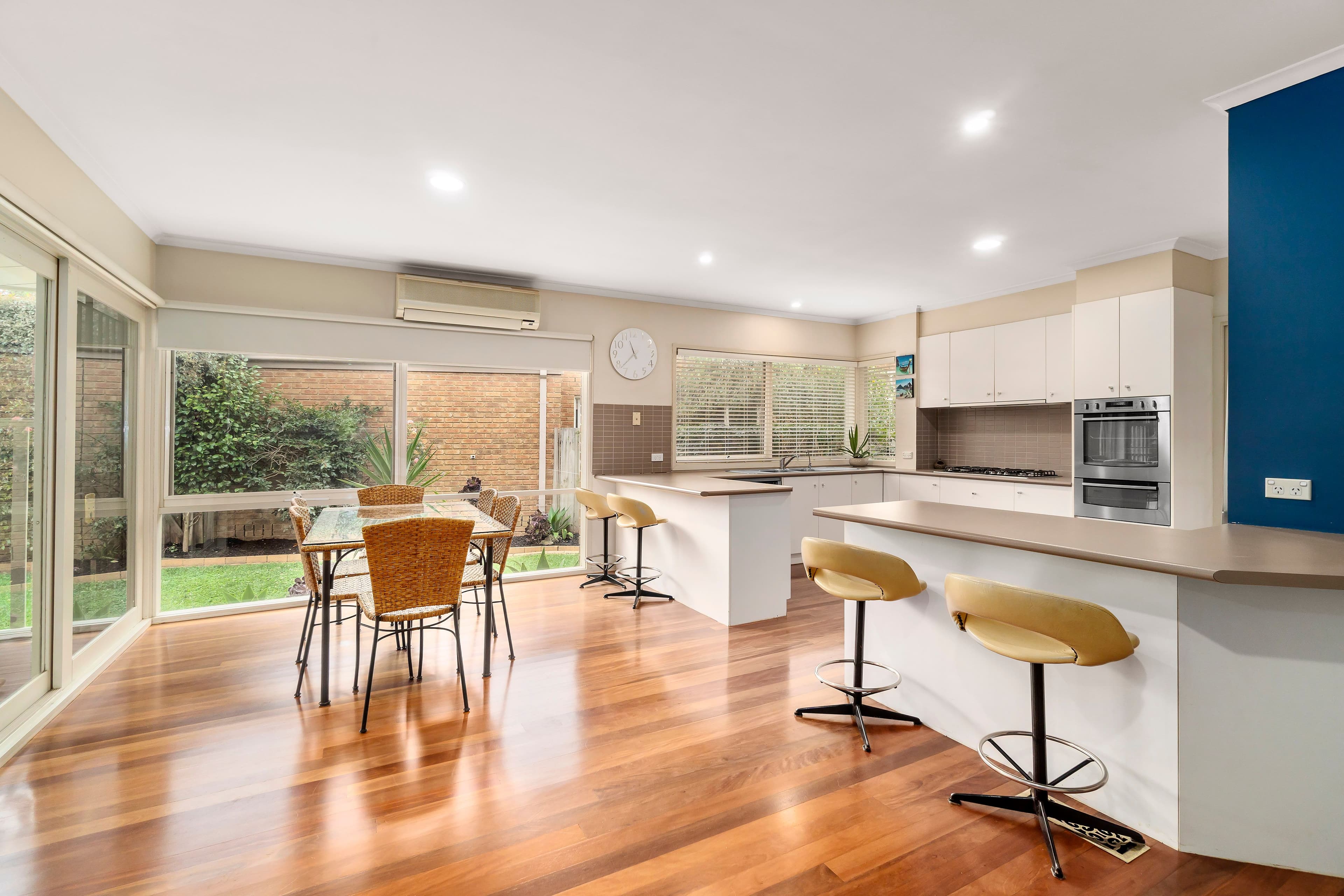 6 D'Andrea Court, Rowville VIC 3178, Rowville - Thumbnail 2