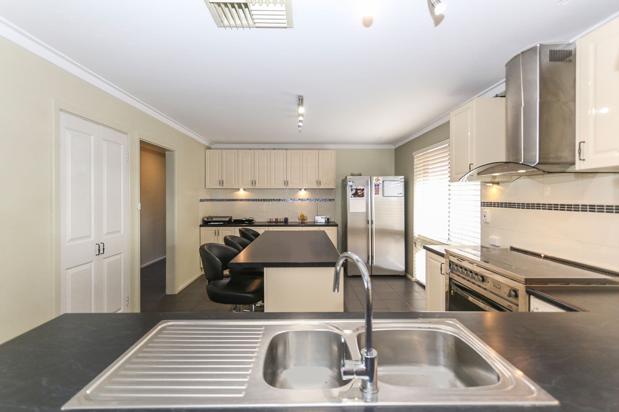 40 Penzance Street, Bassendean WA 6054, Bassendean - Thumbnail 5