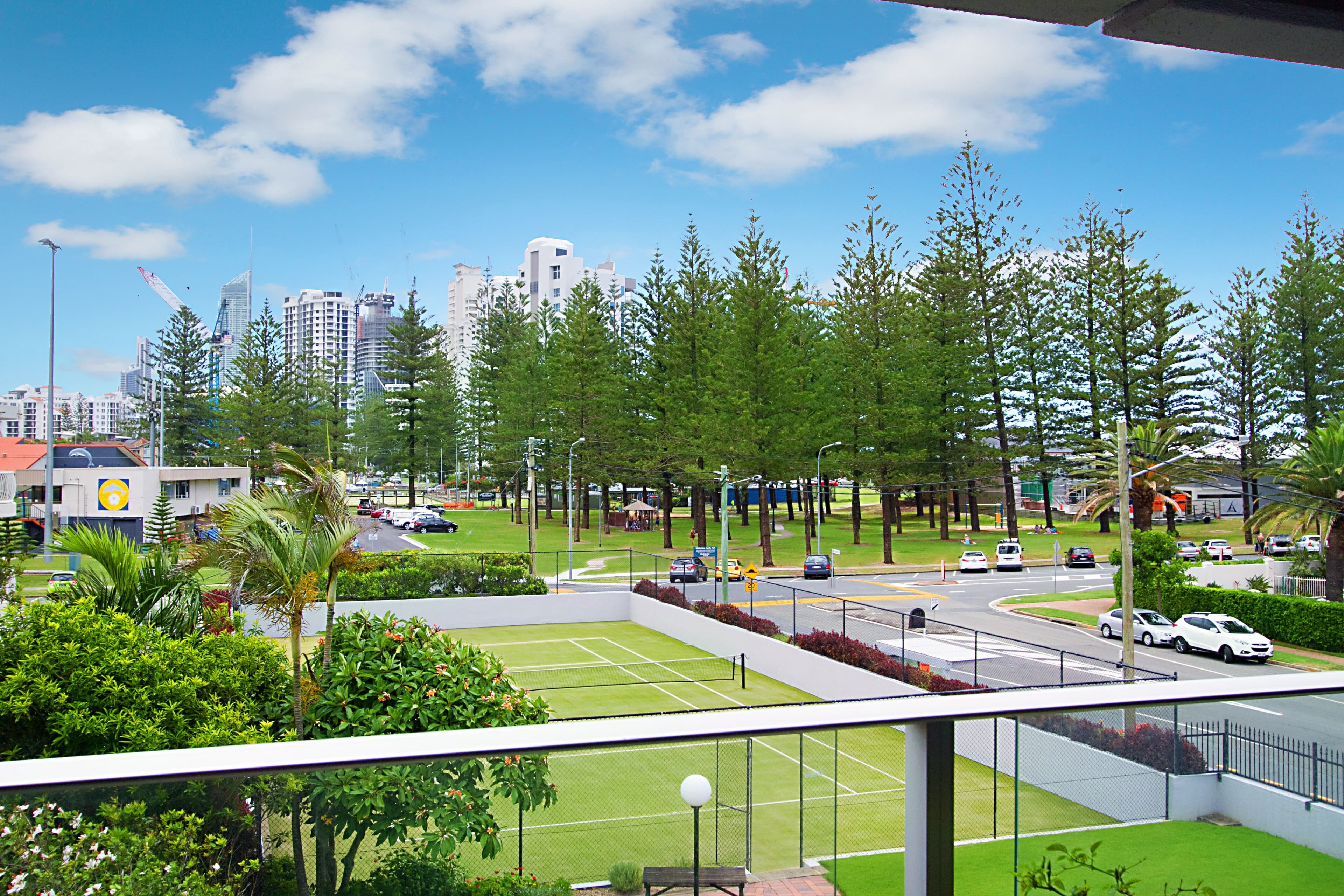3 'Chelsea' 7 Britannia Avenue, BROADBEACH QLD 4218, Broadbeach - Thumbnail 3