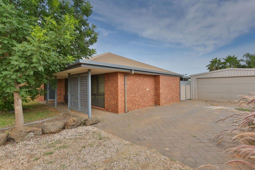 918 Karadoc Avenue, Irymple VIC 3498, Irymple - Thumbnail 3