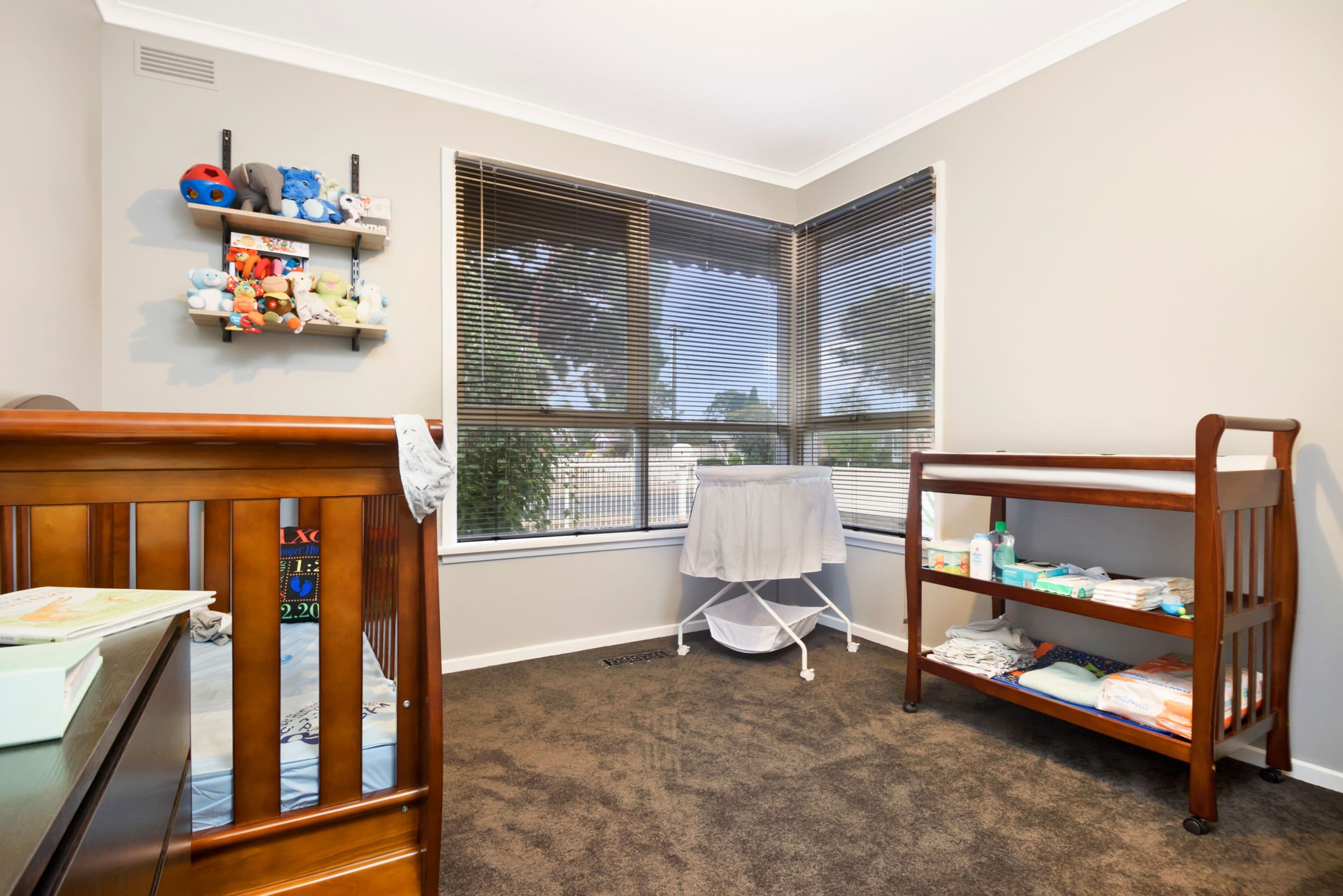 18 Huntington Street, Wendouree VIC 3355, Wendouree - Thumbnail 5