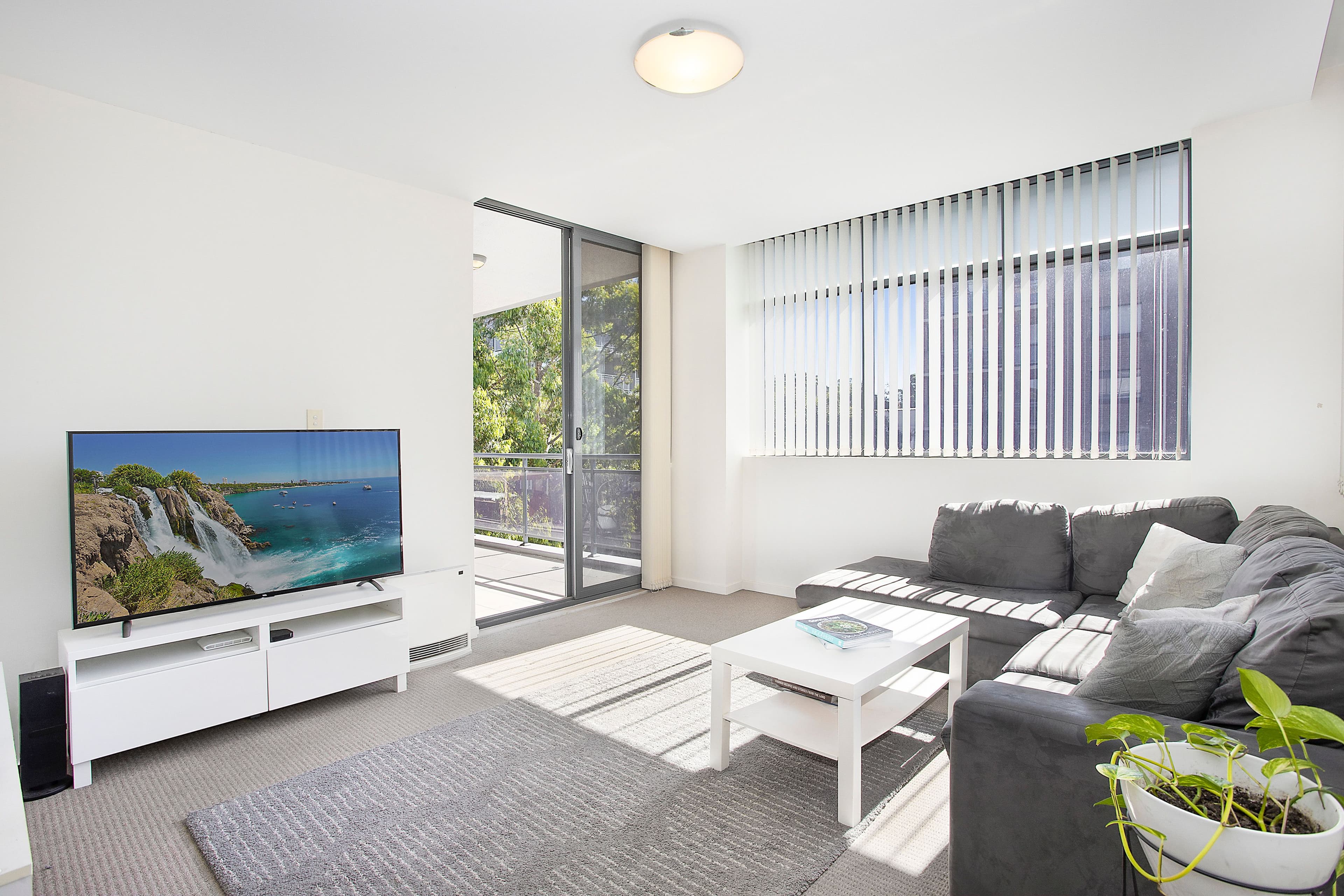 11-15 Gray Street, Sutherland NSW 2232, Sutherland - Thumbnail 2