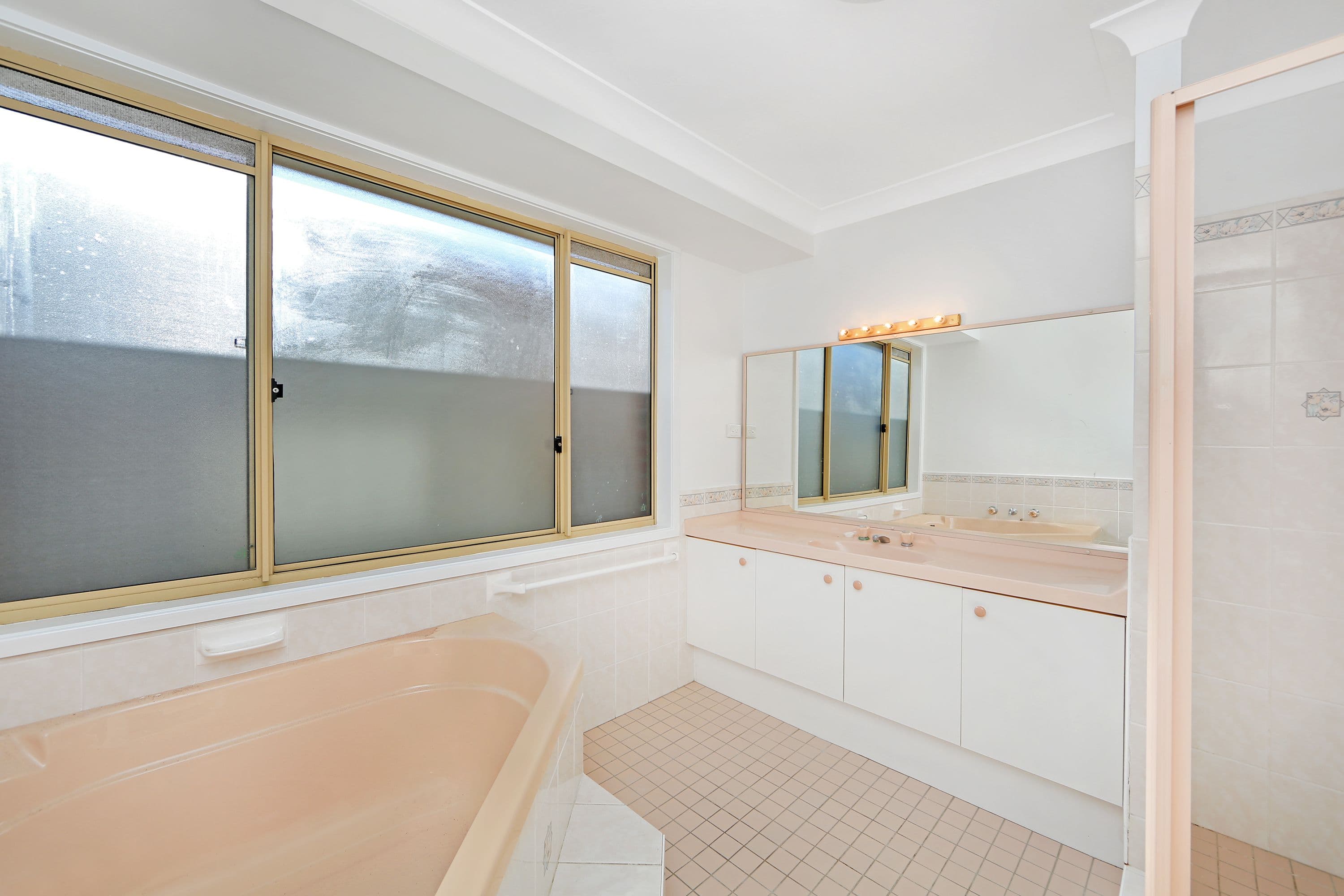 5 Mahni Close, Budgewoi NSW 2262, Budgewoi - Thumbnail 8