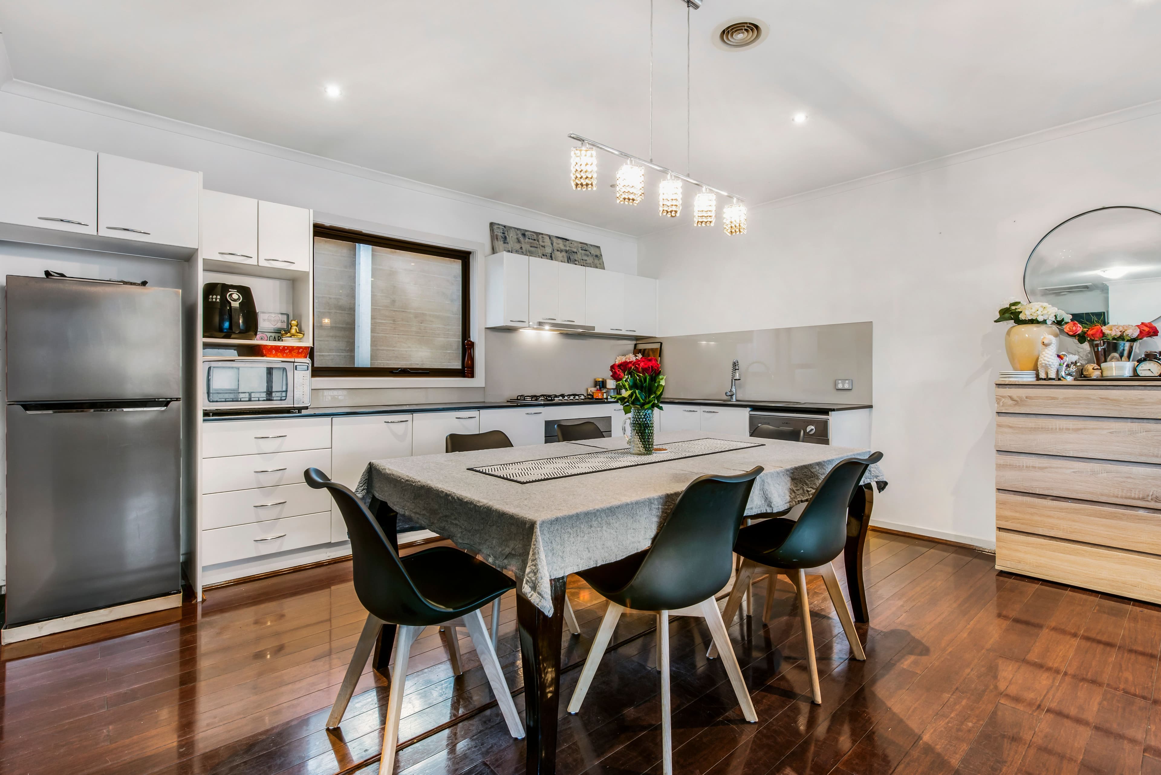 40 Highclere Avenue, Mount Waverley VIC 3149, Mount Waverley - Thumbnail 5