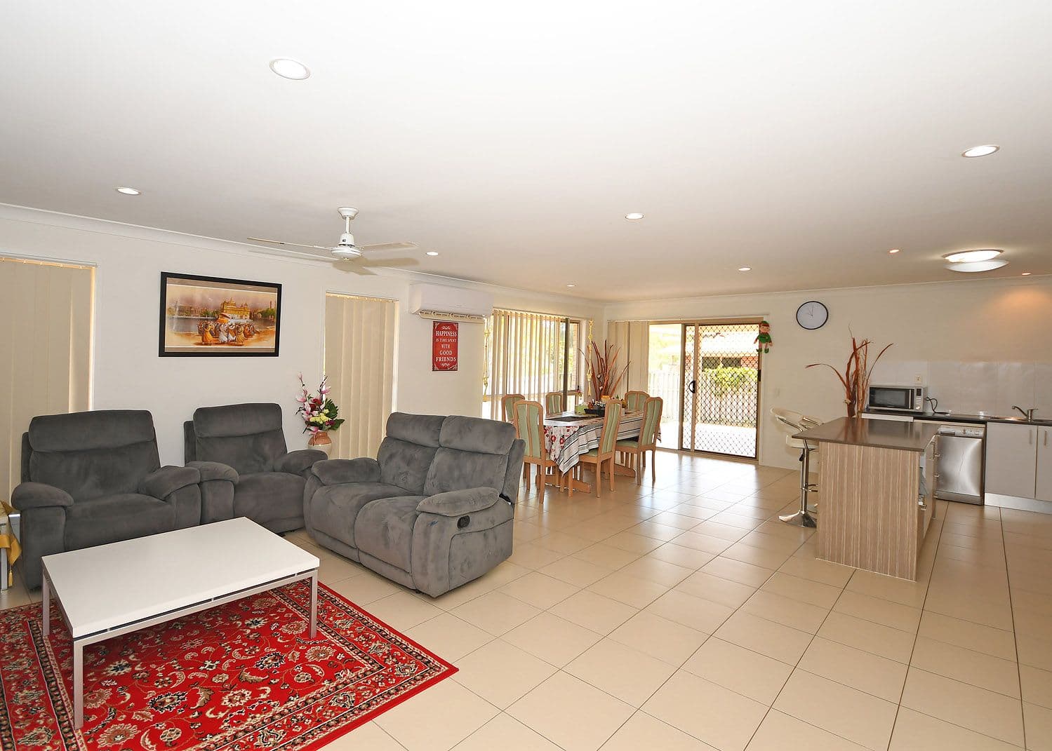 2 Wentworth Avenue, Urraween QLD 4655, Urraween - Thumbnail 4