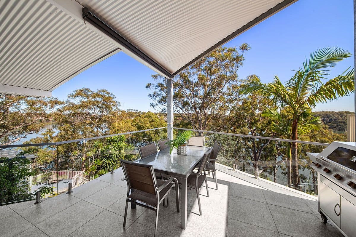 9 Cranbrook Place, Illawong - Thumbnail 3