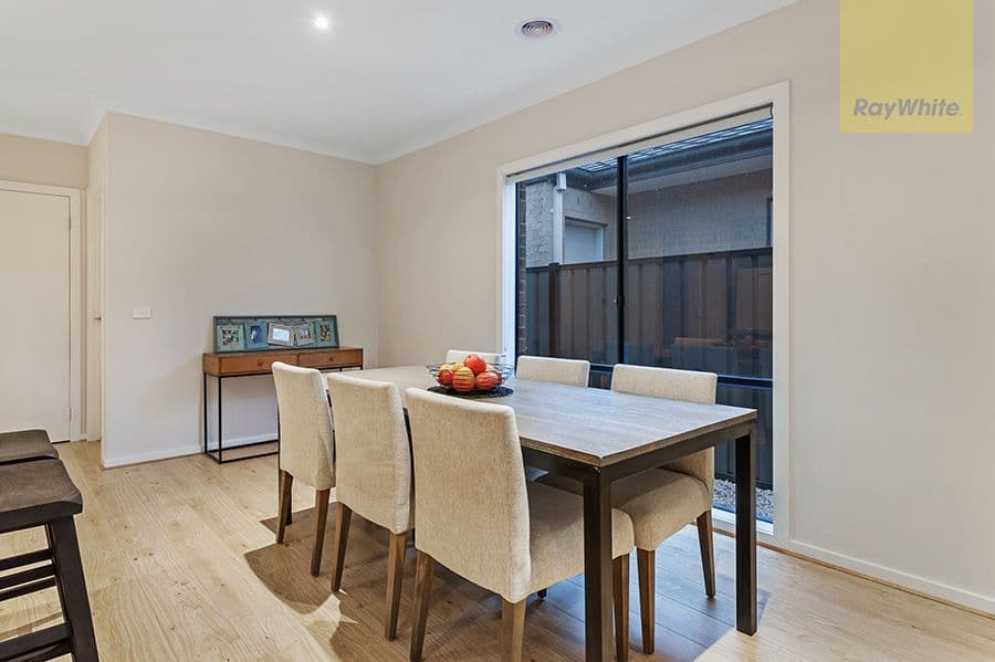10 Iron Bridge Road, Craigieburn VIC 3064, Craigieburn - Thumbnail 4