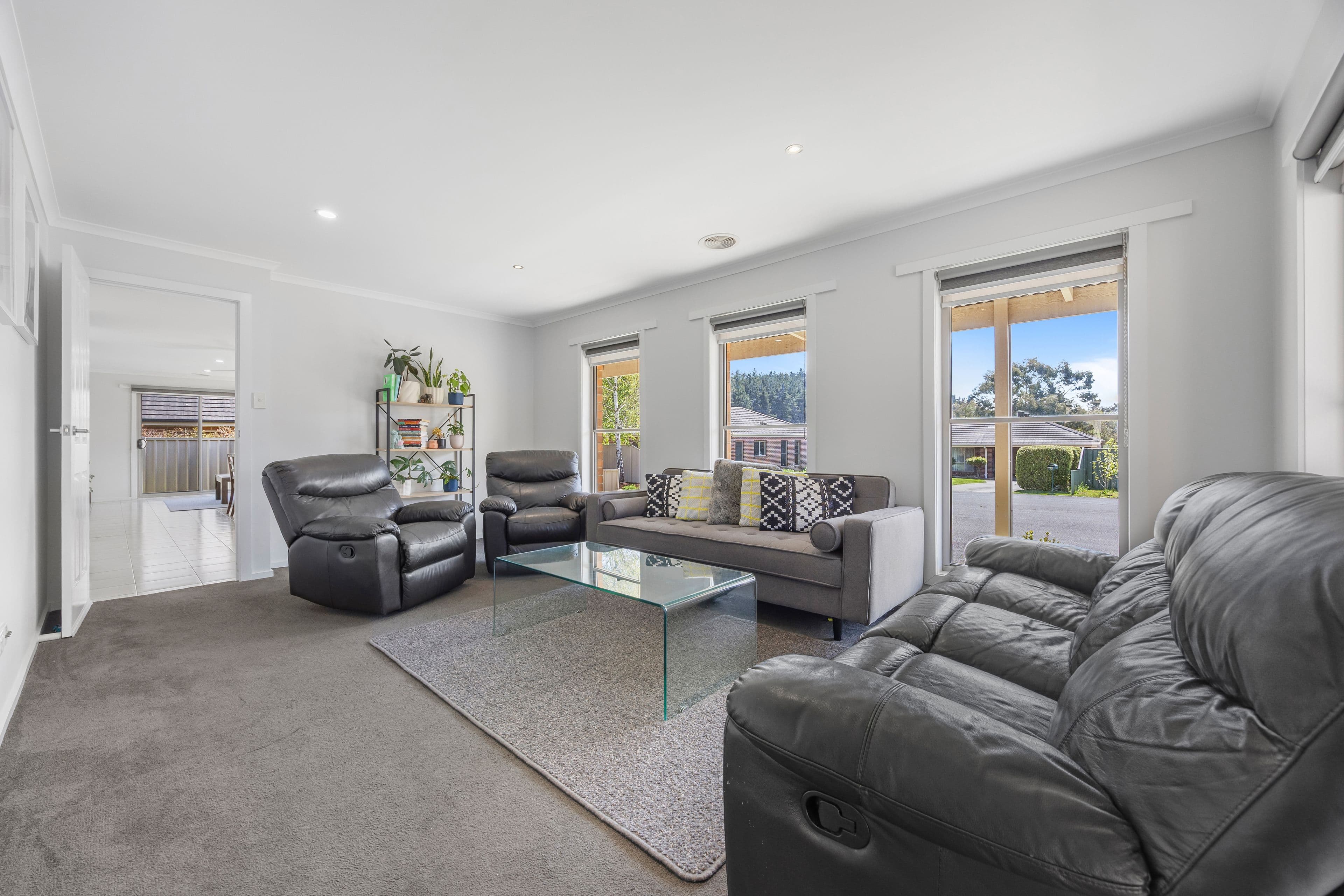 912 Geelong Road, Canadian VIC 3350, Canadian - Thumbnail 2