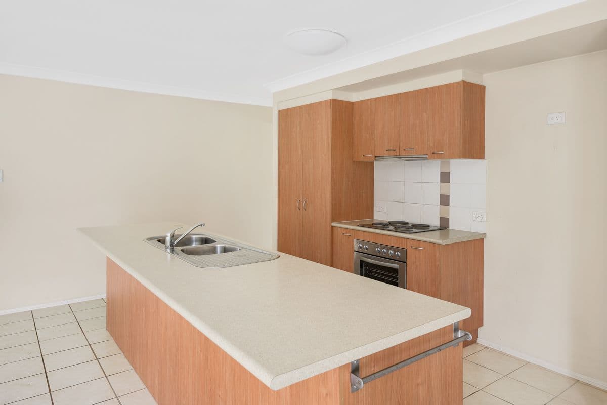 7 Chamberlain Place, Bracken Ridge QLD 4017, Bracken Ridge - Thumbnail 3