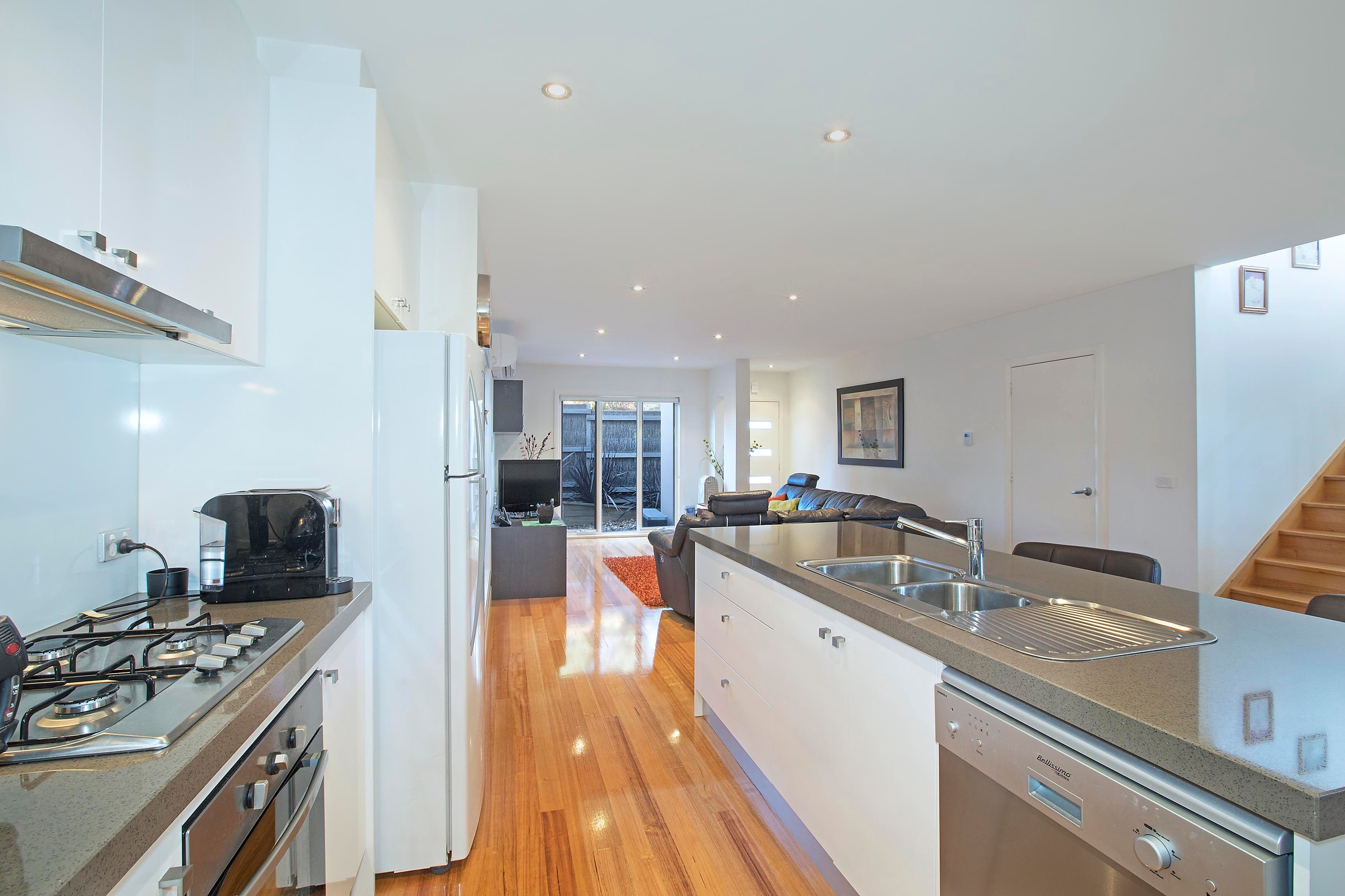 32 Murray Street, Highton VIC 3216, Highton - Thumbnail 6