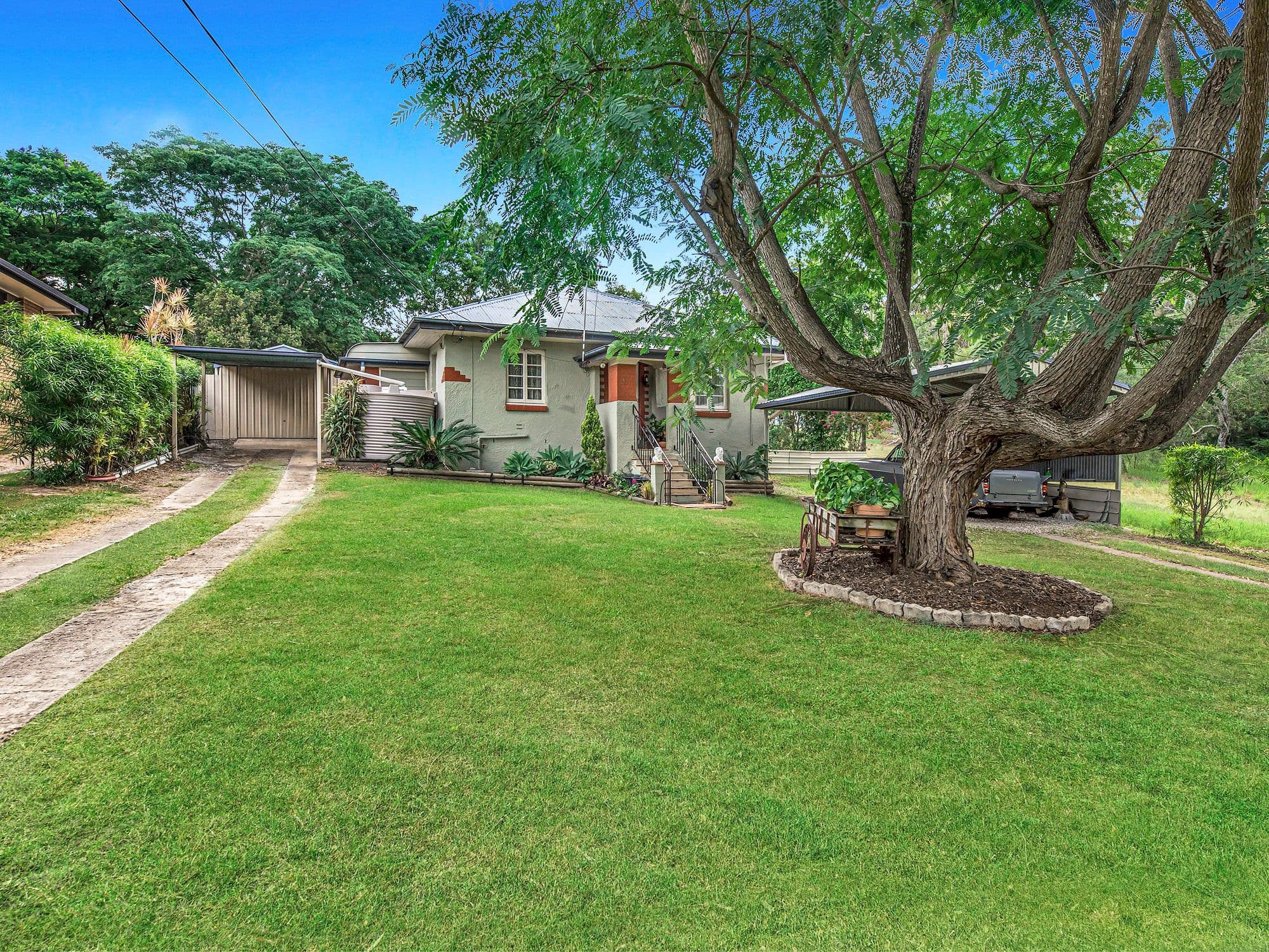 4 Edith Drive, North Ipswich QLD 4305, North Ipswich - Thumbnail 2