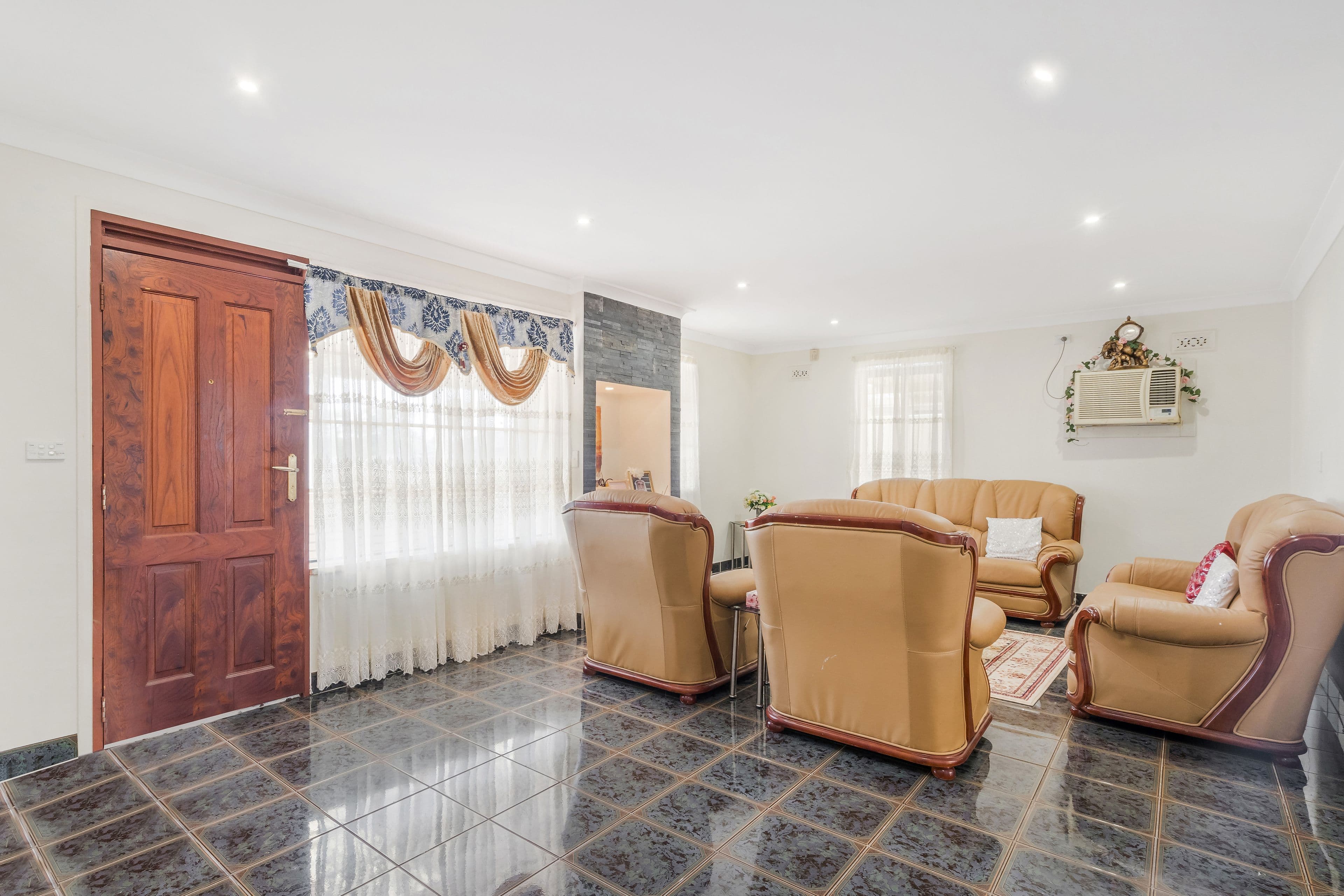 8 Stanwell Crescent, Ashcroft NSW 2168, Ashcroft - Thumbnail 3