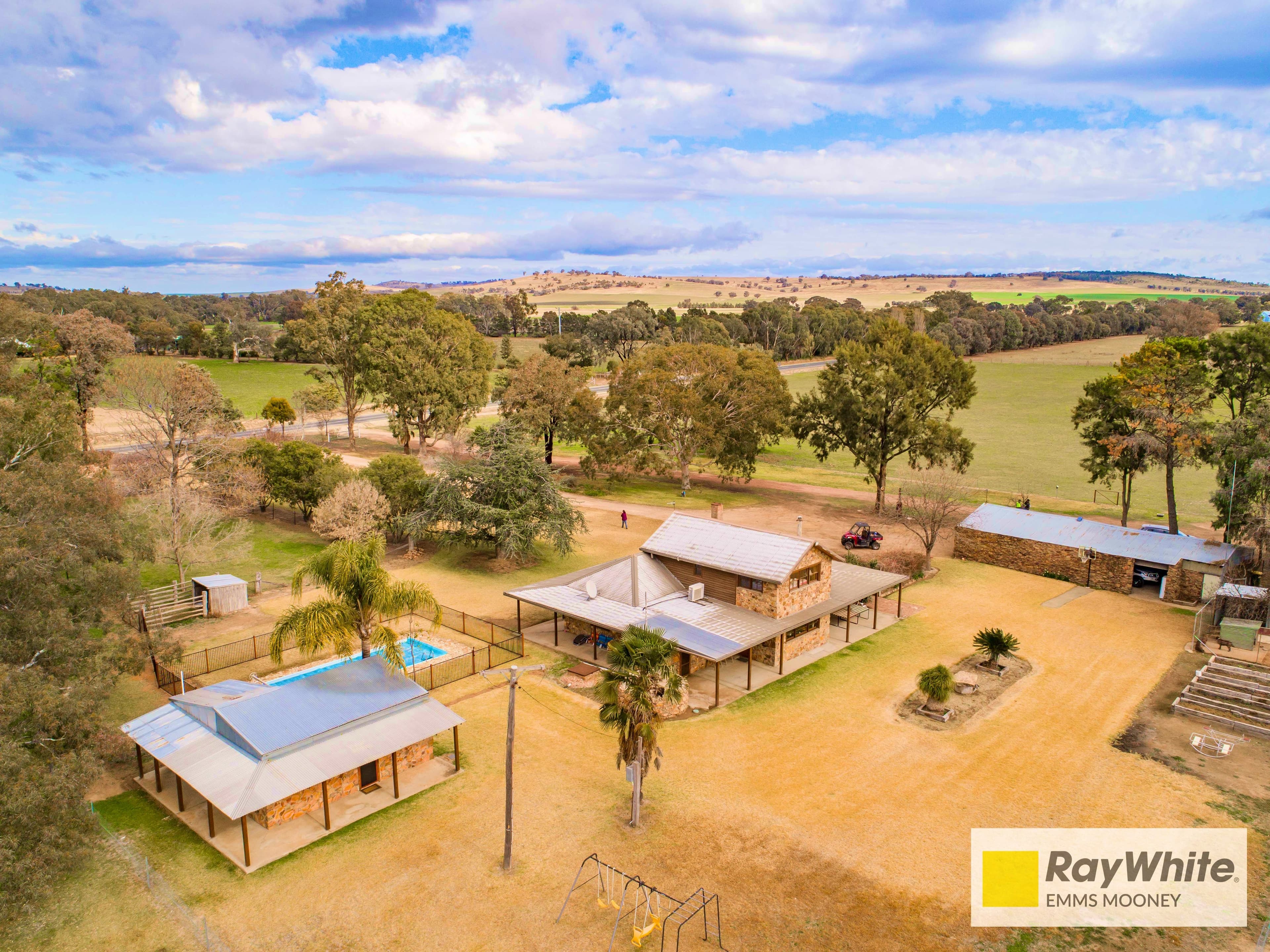 'Bungalong' Mid Western Highway, Grenfell NSW 2810, Grenfell - Image 1
