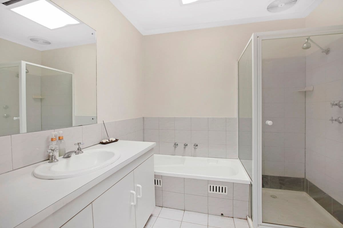 17 Lord Hobart Way, West Lakes SA 5021, West Lakes - Thumbnail 6