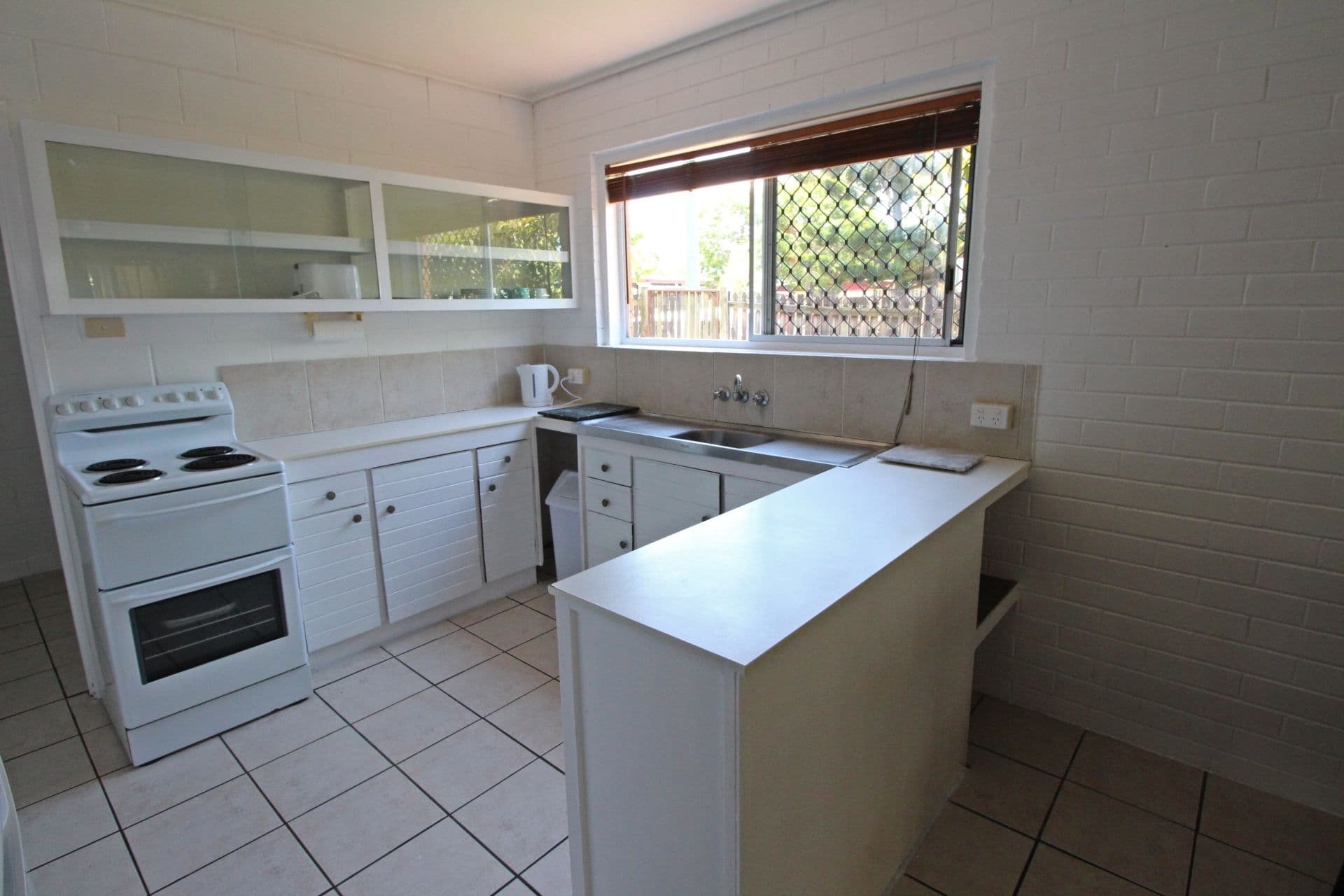 15 Anzac Street, Sarina QLD 4737, Sarina - Thumbnail 3