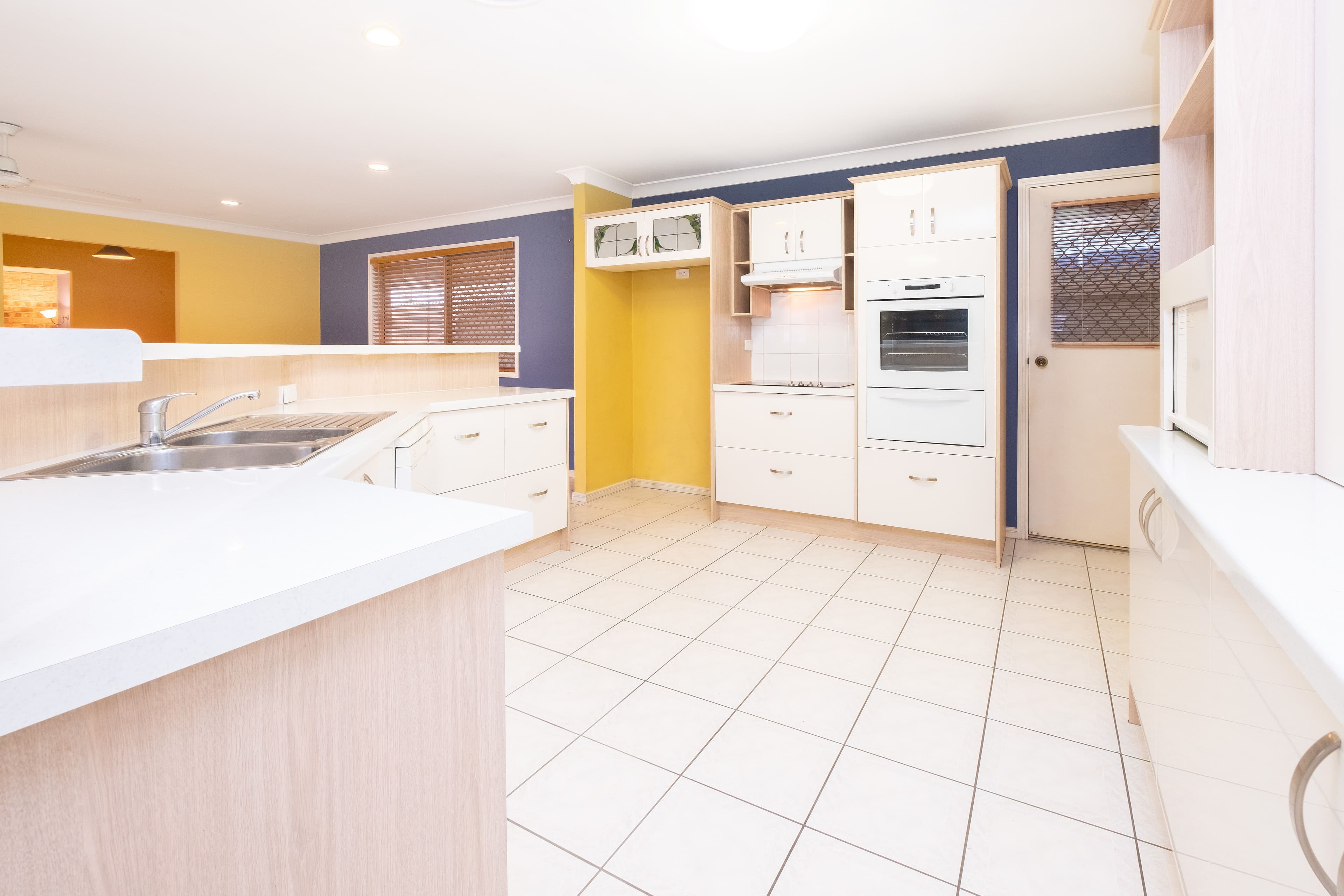 49 Blue Grass Crescent, Eight Mile Plains QLD 4113, Eight Mile Plains - Thumbnail 4
