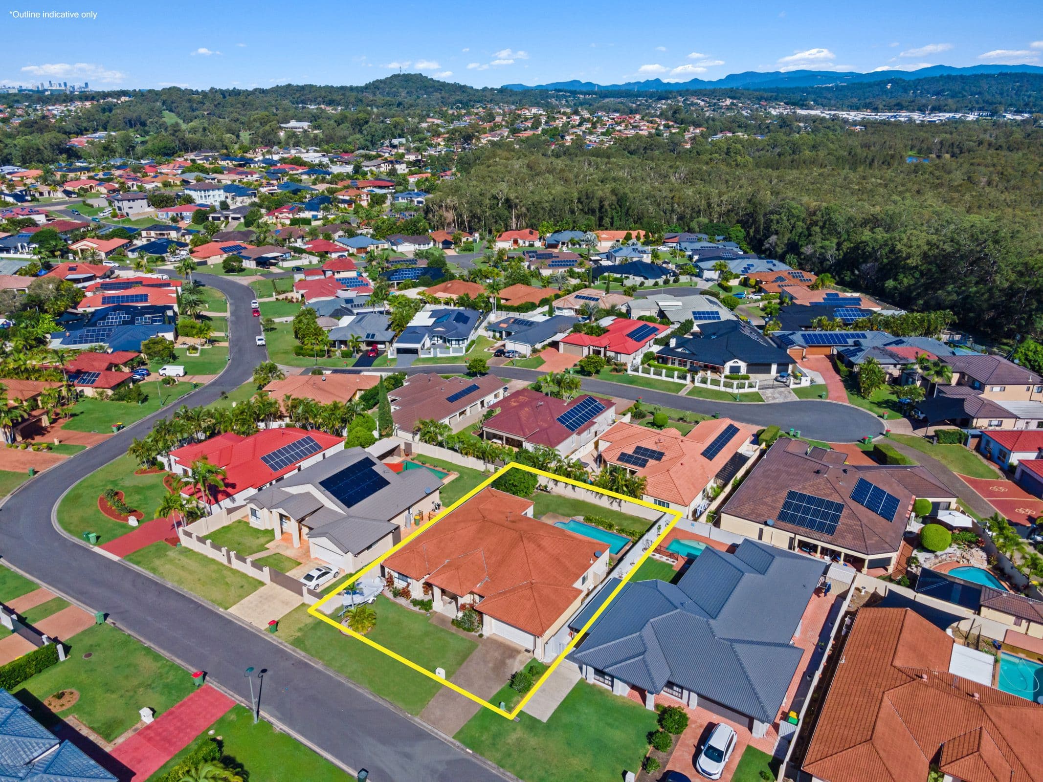 34 Nottinghill Gate Drive, Arundel QLD 4214, Arundel - Image 1