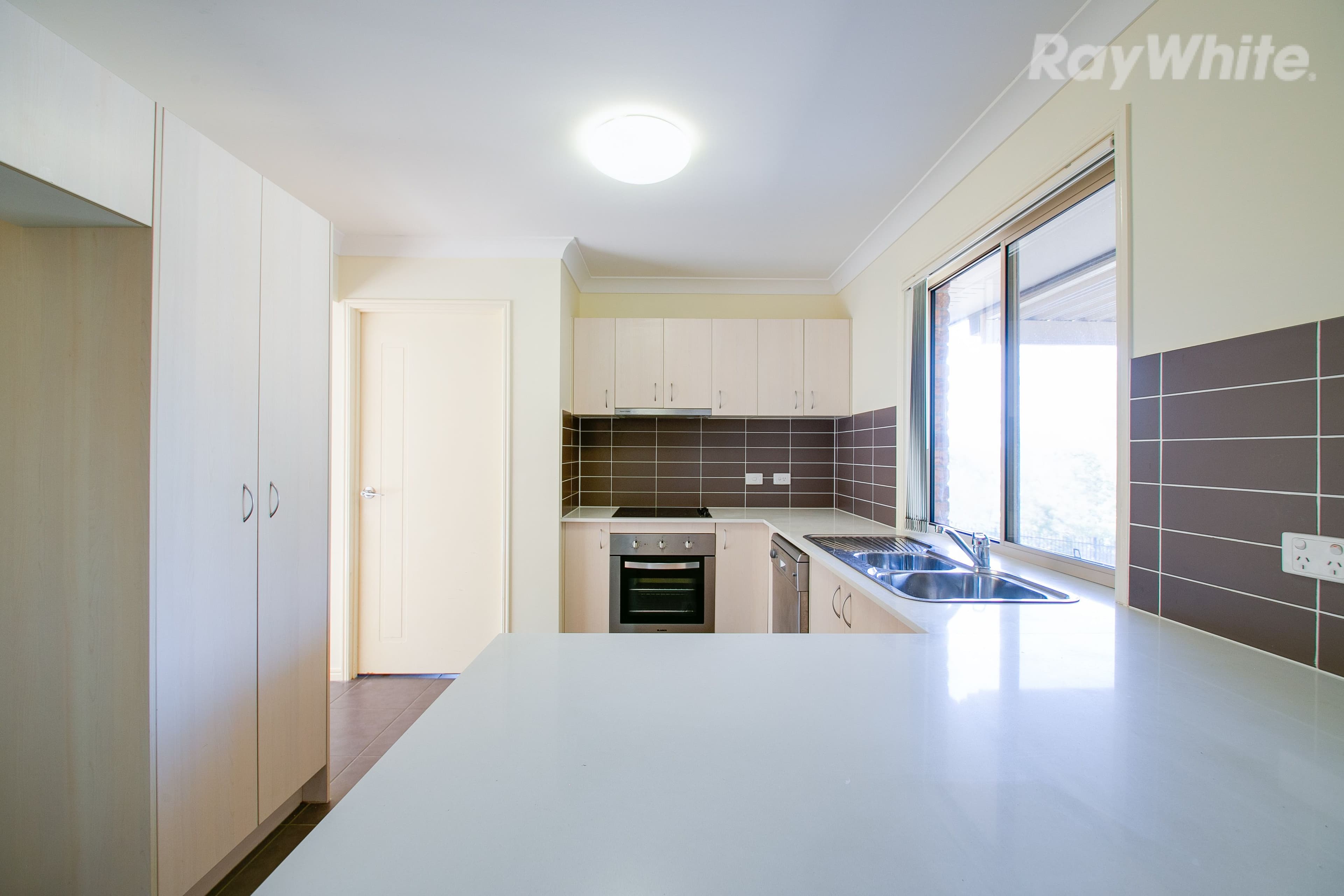 18 Barwell Street, Brassall QLD 4305, Brassall - Thumbnail 3