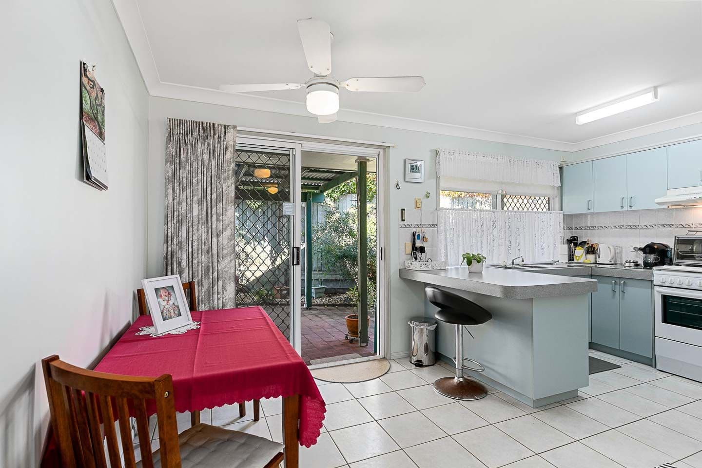 14 Beach Road, Pialba QLD 4655, Pialba - Thumbnail 3