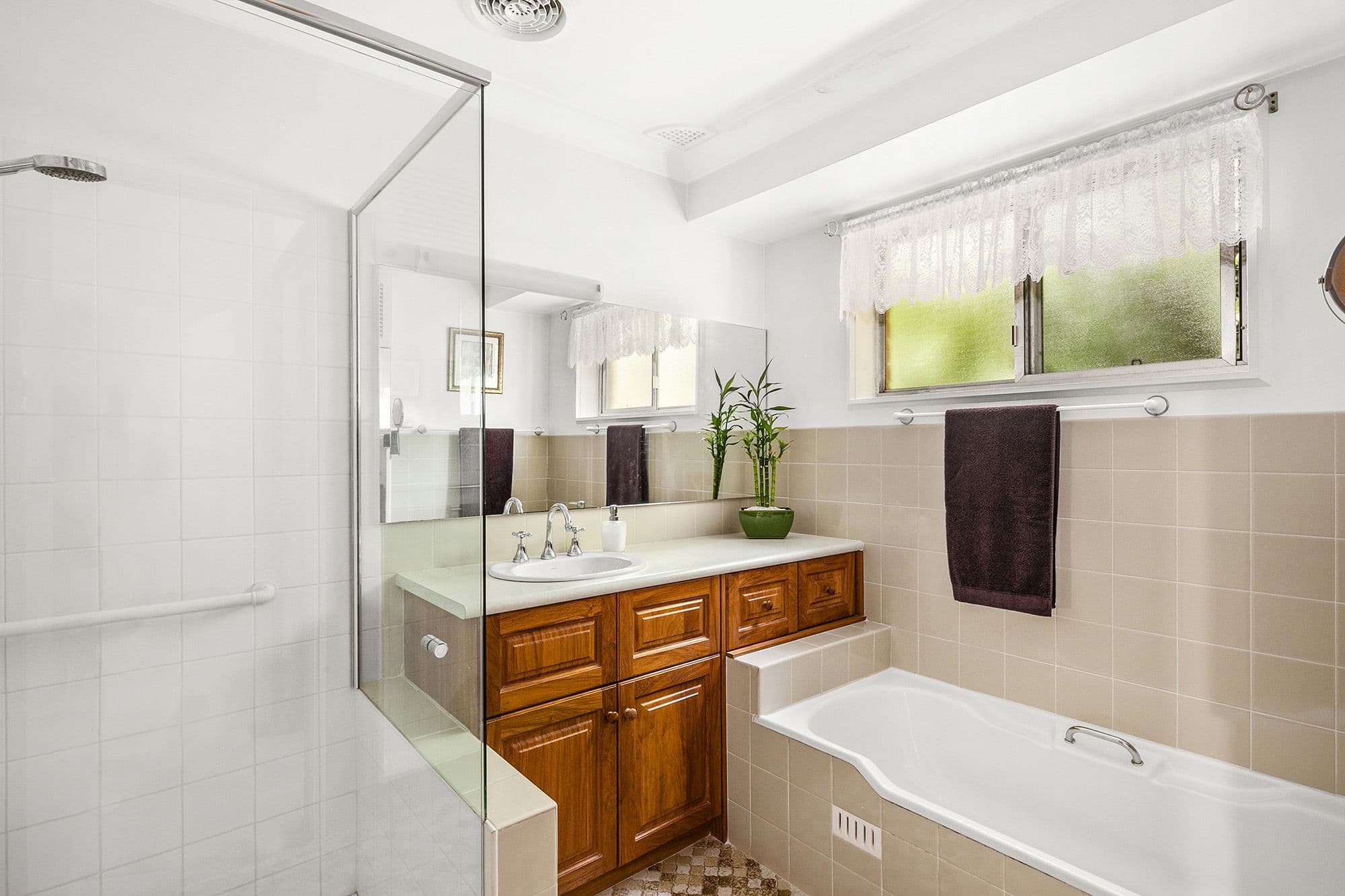 27 Ferguson Avenue, Castle Hill NSW 2154, Castle Hill - Thumbnail 7