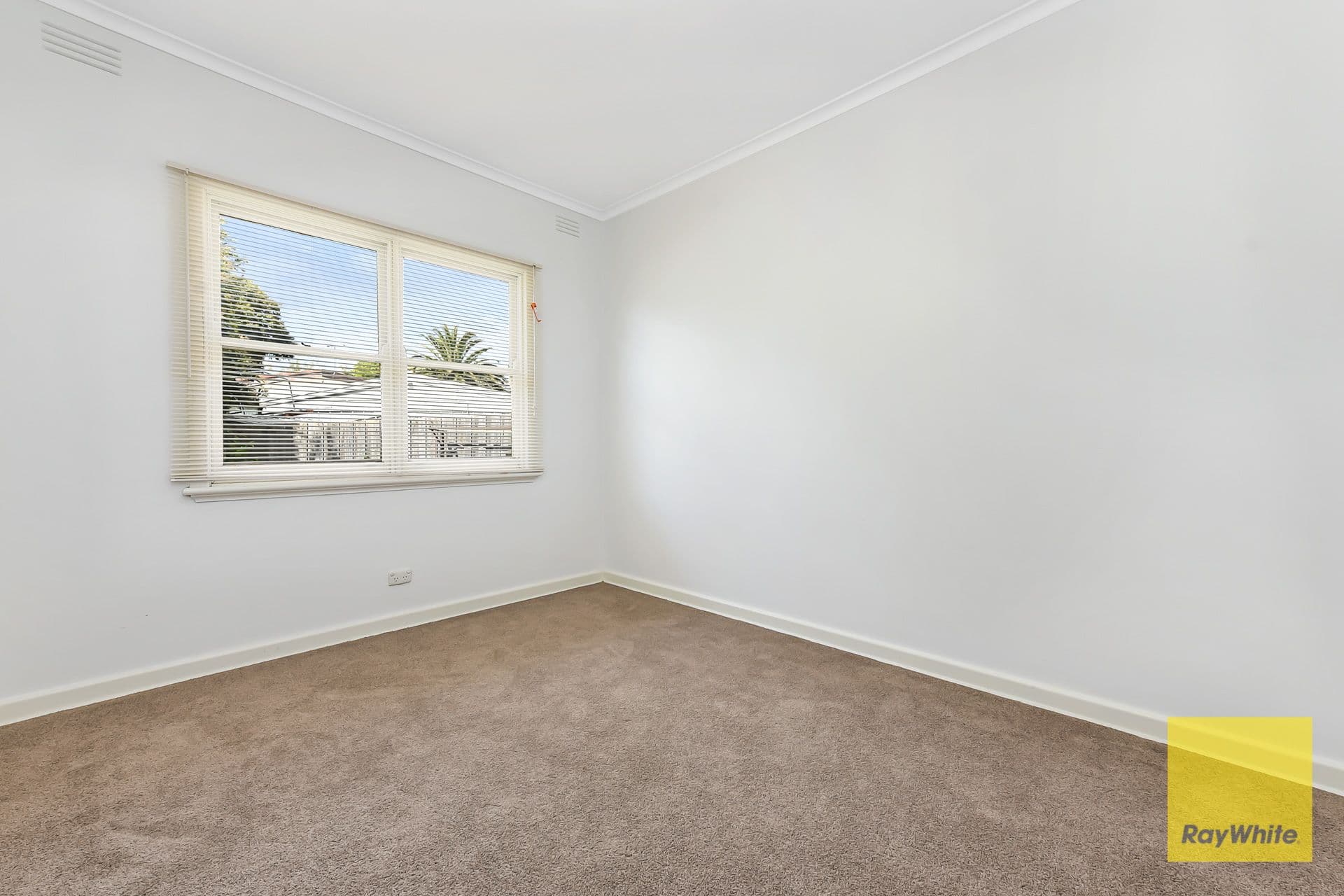 27 Stevenson Avenue, Dandenong North VIC 3175, Dandenong North - Thumbnail 7