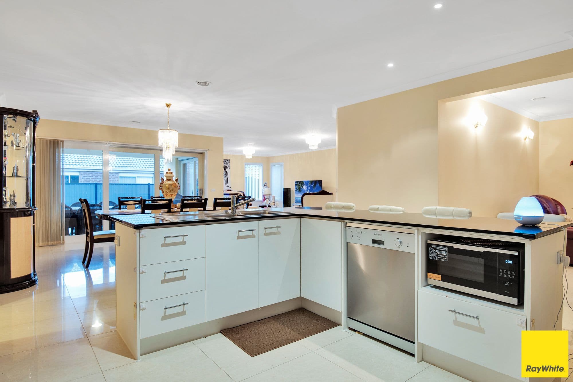 38 Hummingbird Boulevard, Tarneit VIC 3029, Tarneit - Thumbnail 8