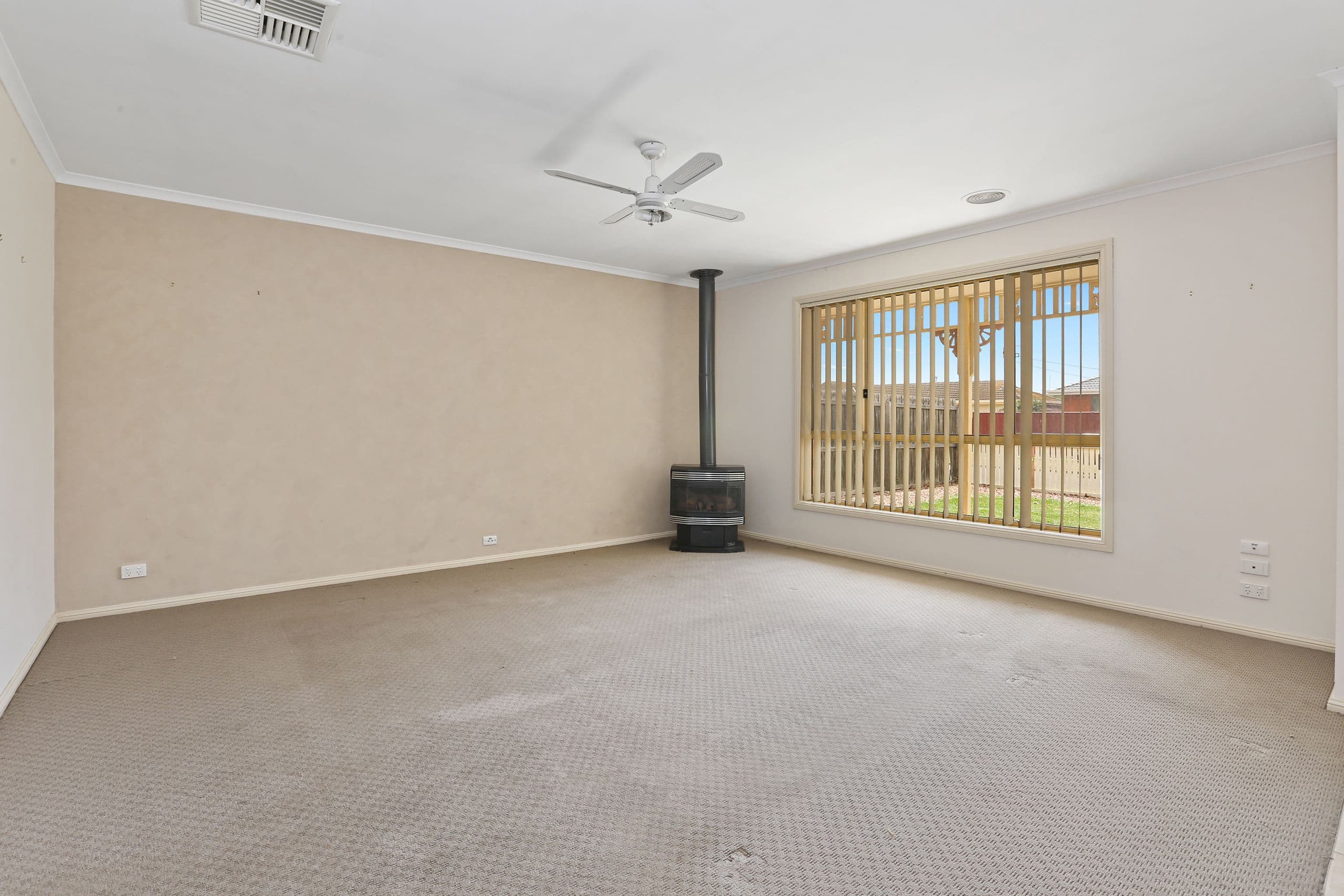7 Amanda Avenue, Corio VIC 3214, Corio - Thumbnail 3